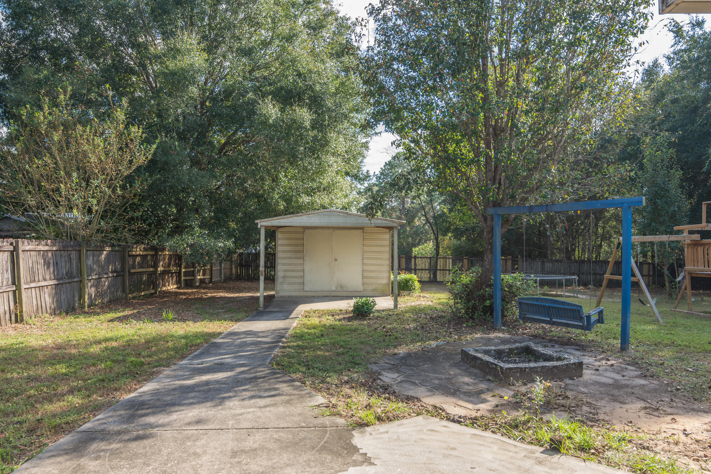 SHOAL CREEK MANOR WEST - Residential