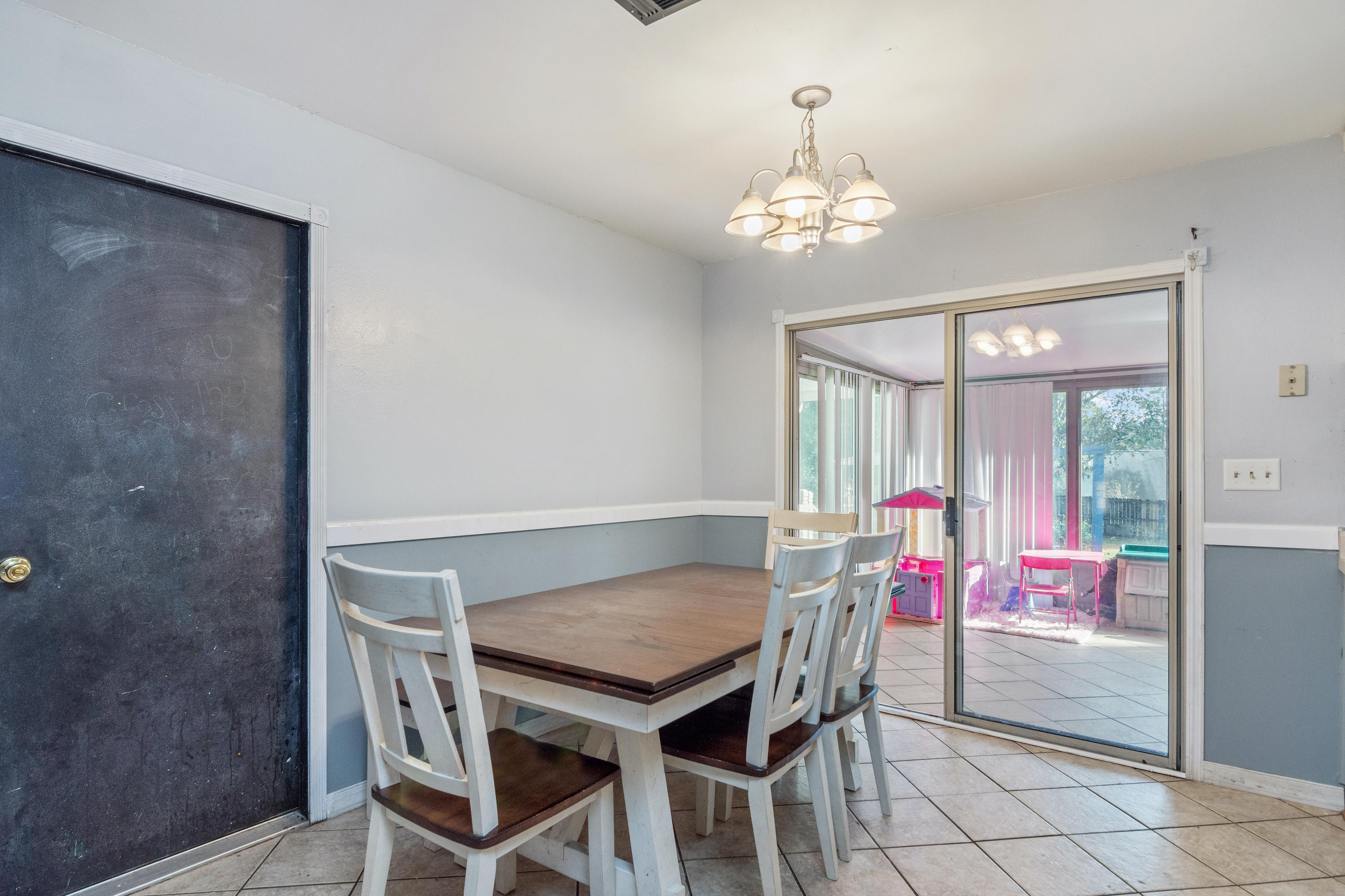 SHOAL CREEK MANOR WEST - Residential