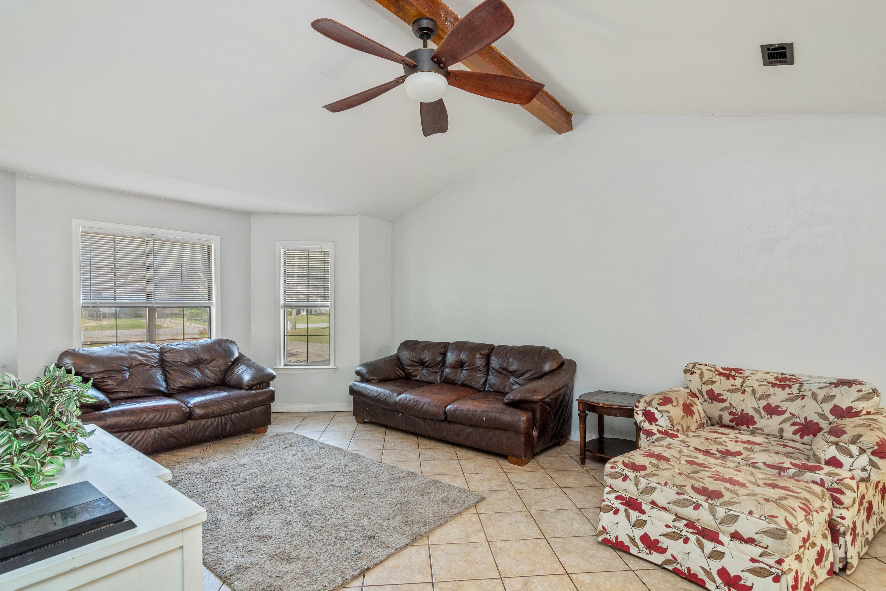 SHOAL CREEK MANOR WEST - Residential