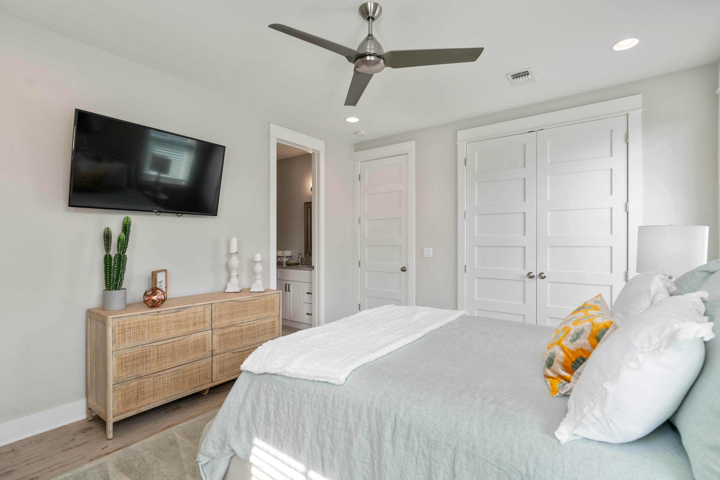 CYPRESS BREEZE PLANTATION - Residential