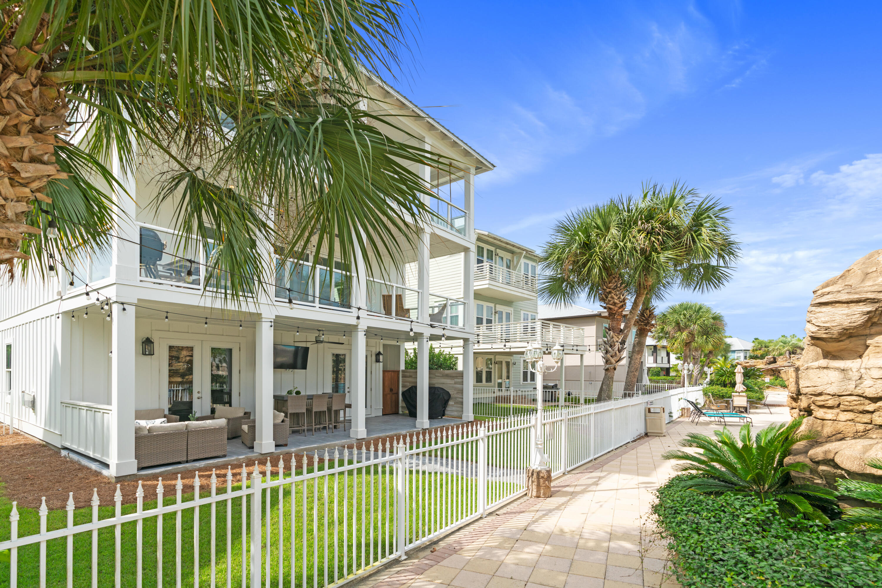 CYPRESS BREEZE PLANTATION - Residential