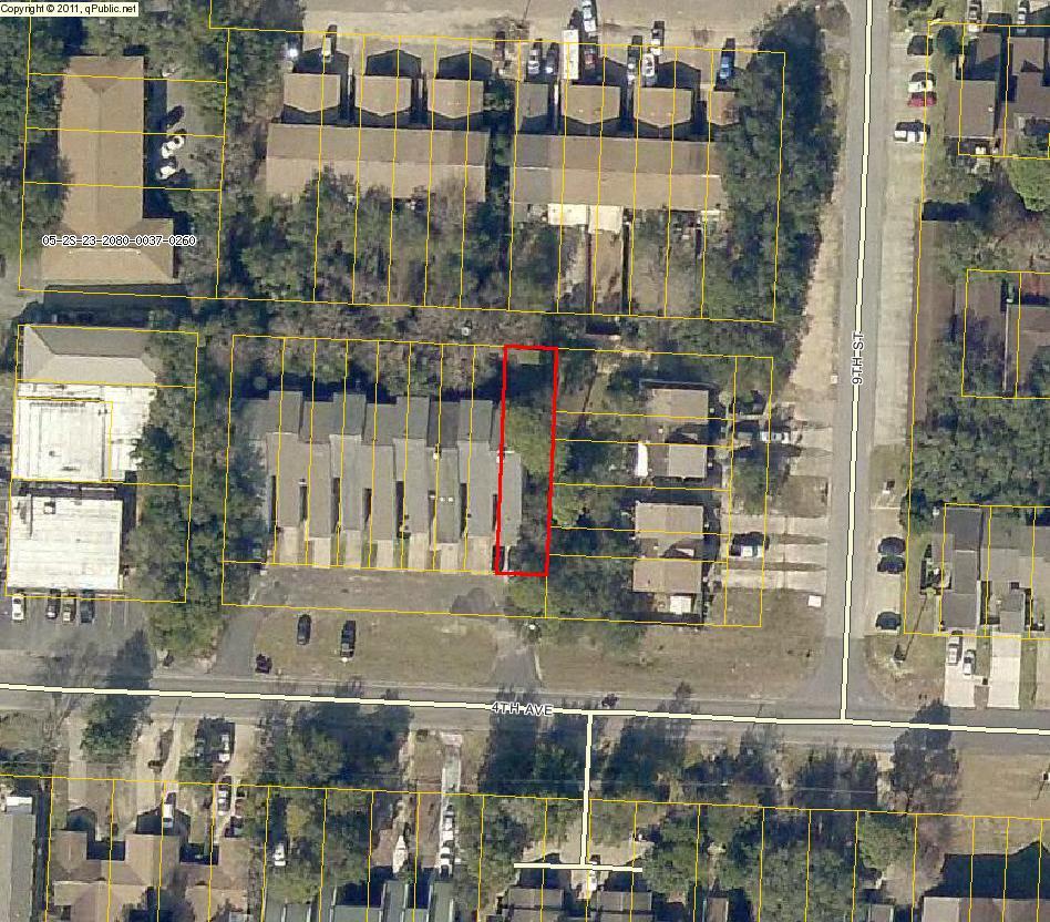 COLONIAL WOODS T/H - Residential