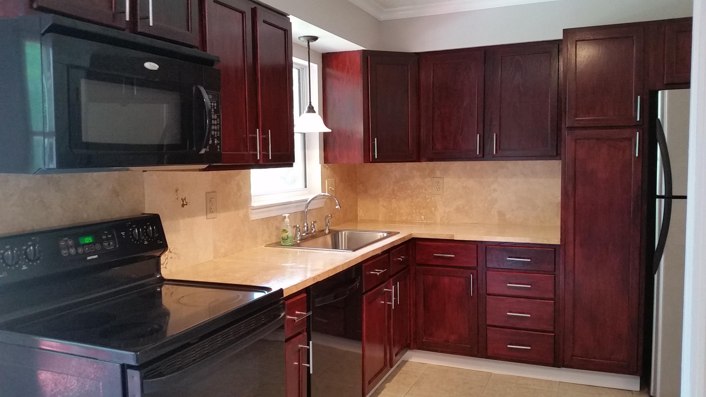 COLONIAL WOODS T/H - Residential