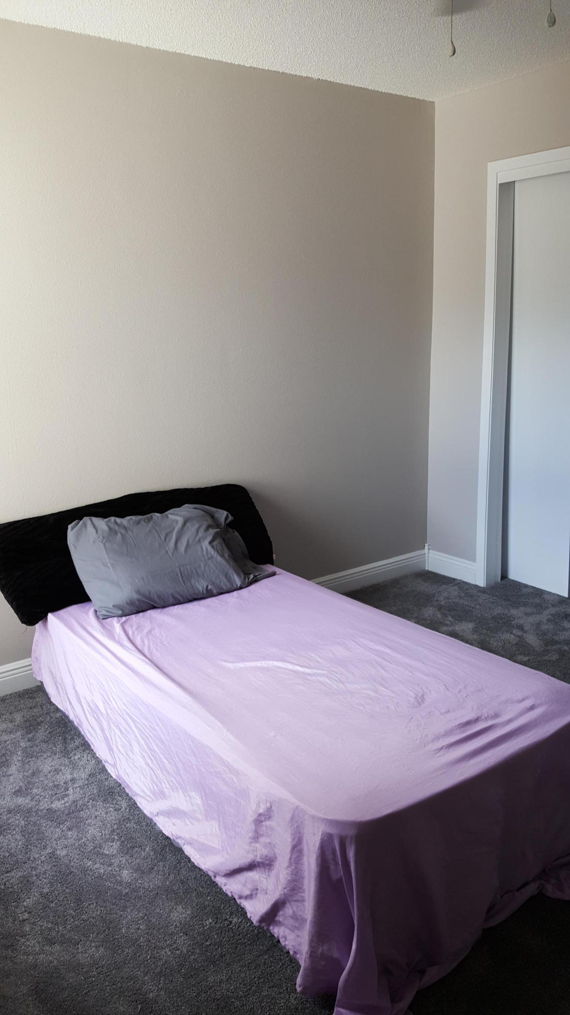 COLONIAL WOODS T/H - Residential