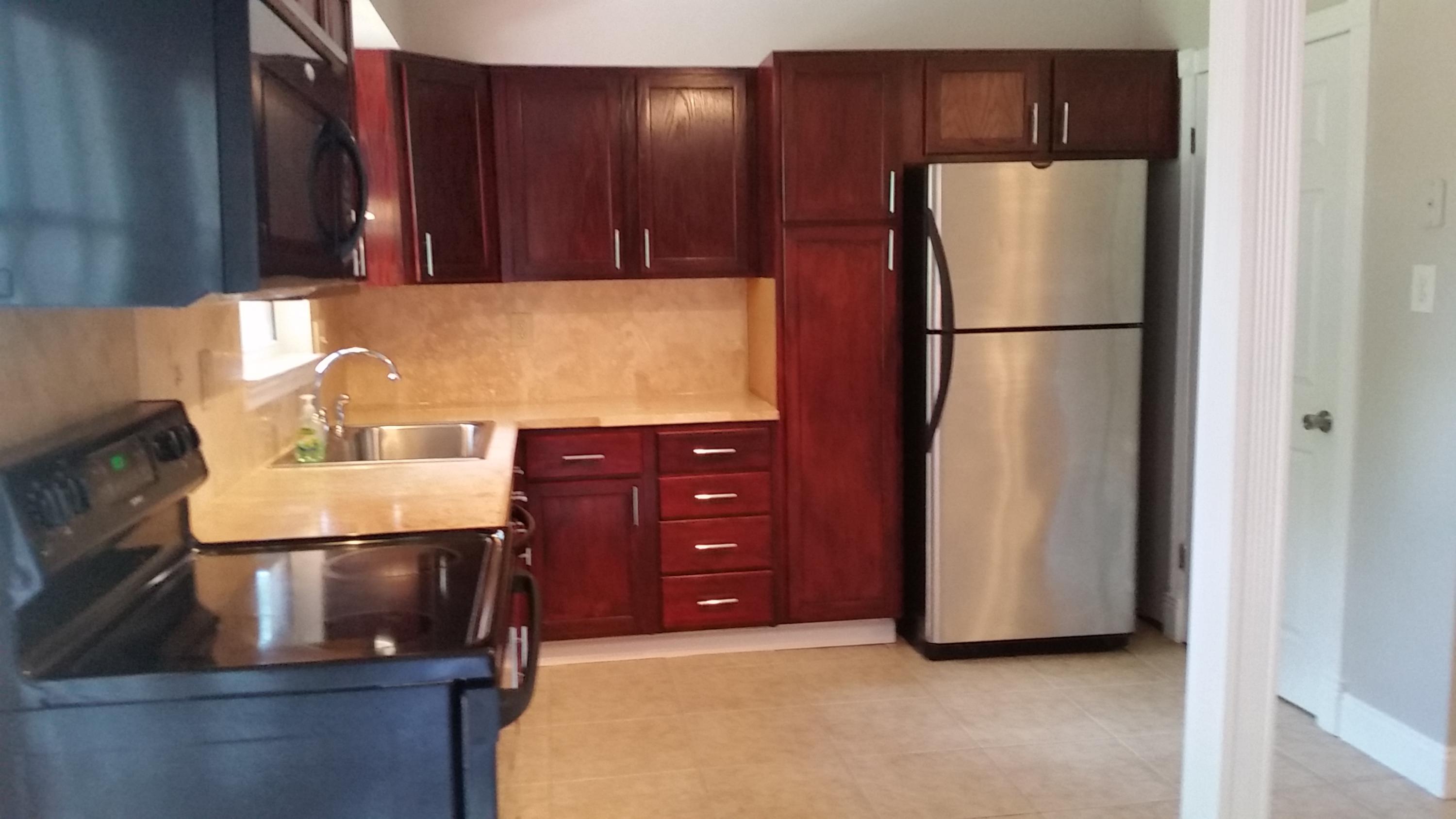 COLONIAL WOODS T/H - Residential