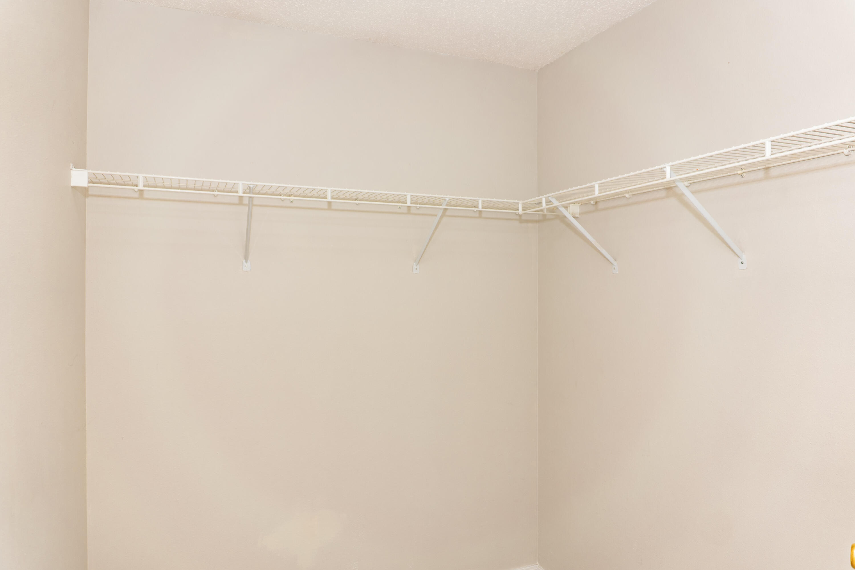 CHEROKEE BEND S/D PH 2 - Residential Lease