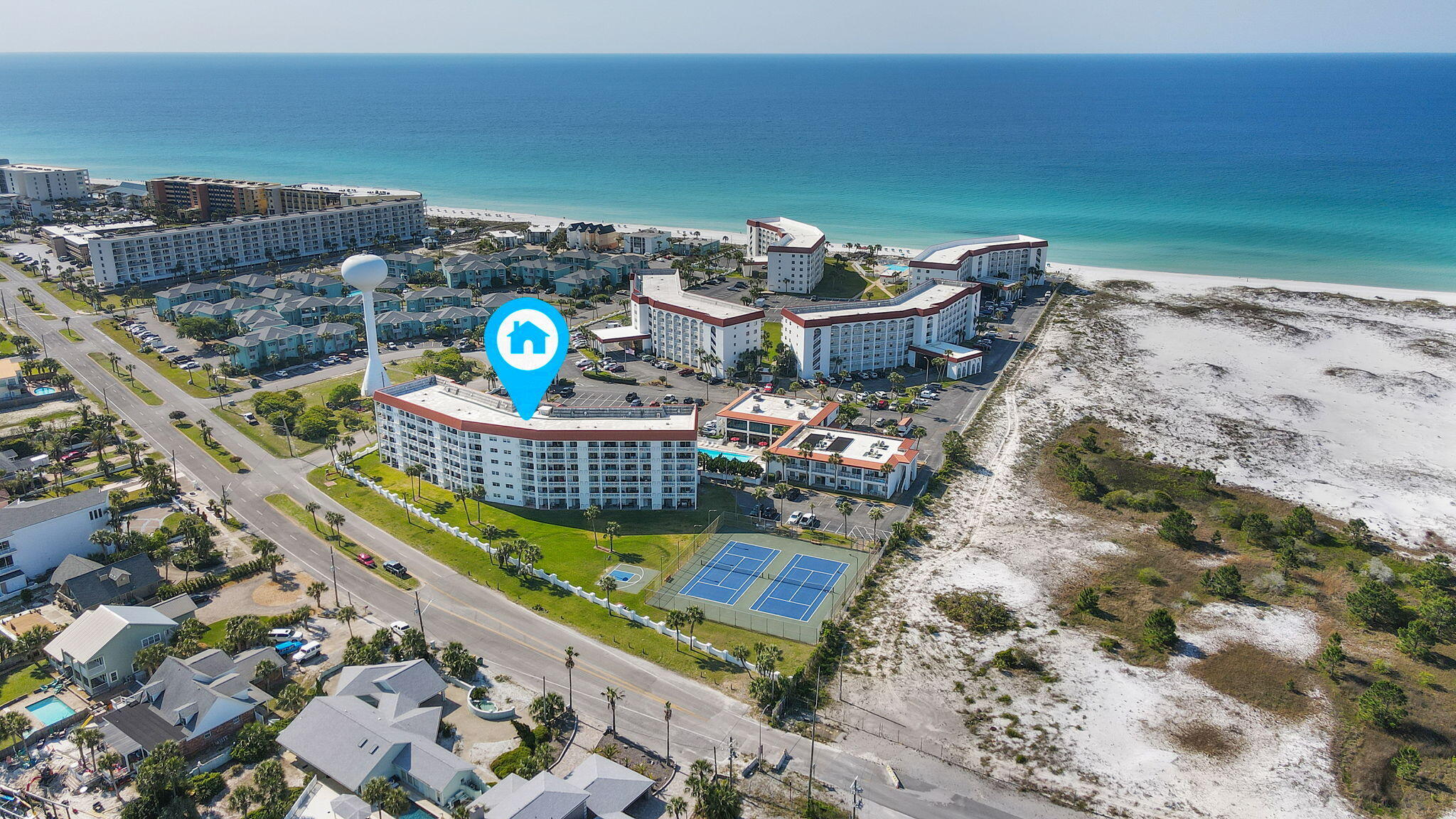 EL MATADOR CONDO - Residential