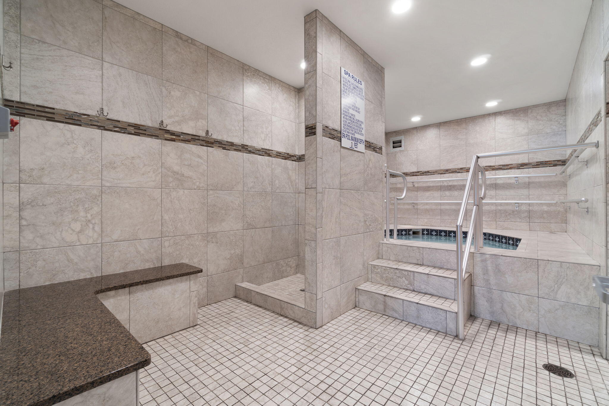 EL MATADOR CONDO - Residential