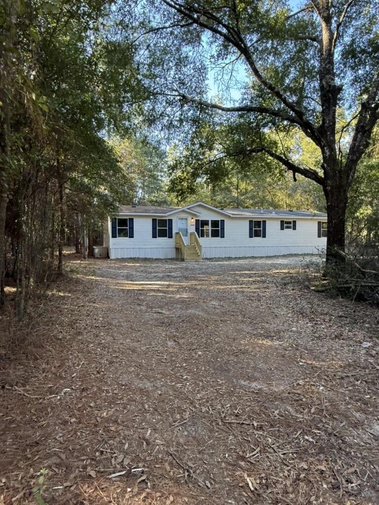 NO RECORDED SUBDIVISION - Residential