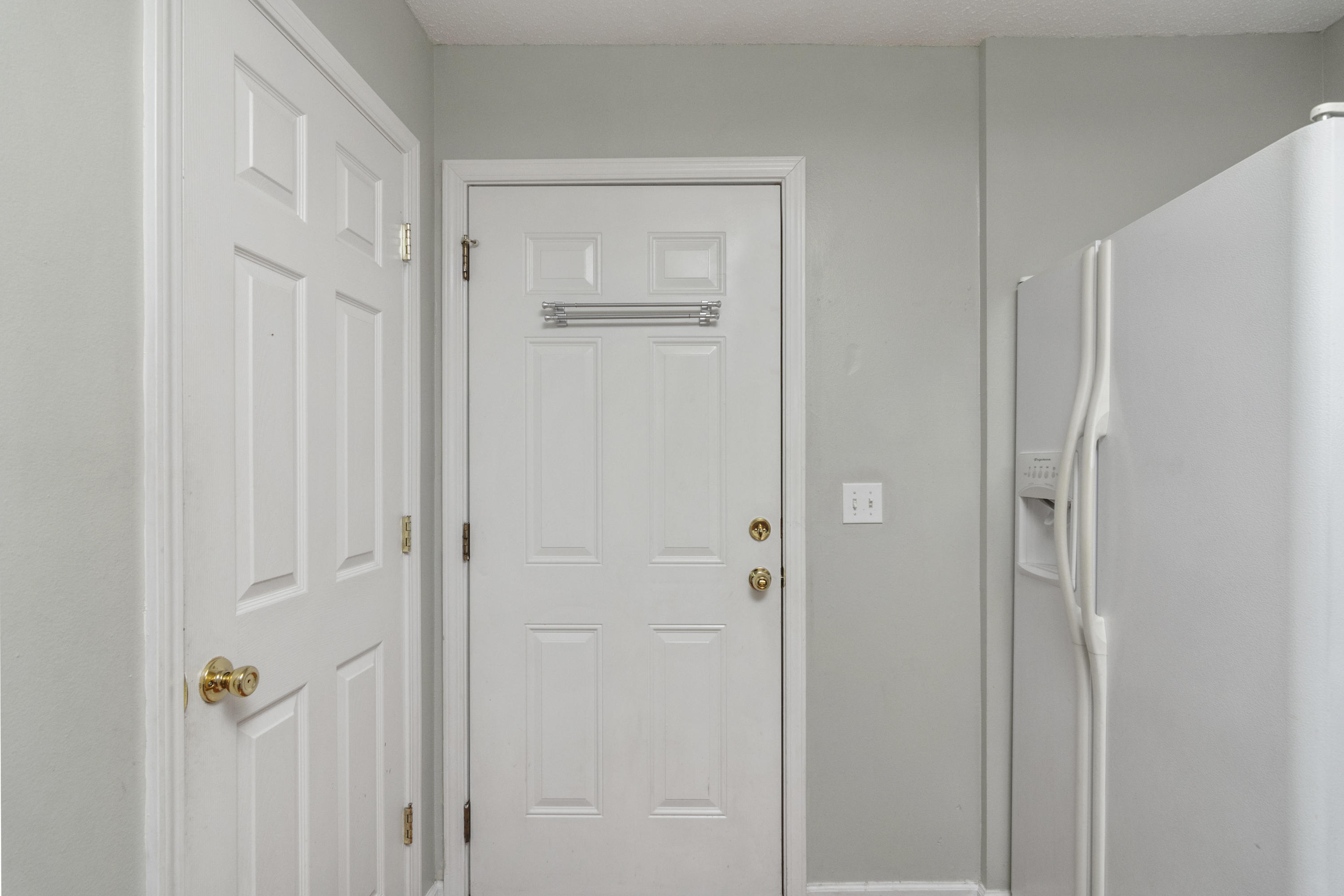 ROLLING PINES - Residential