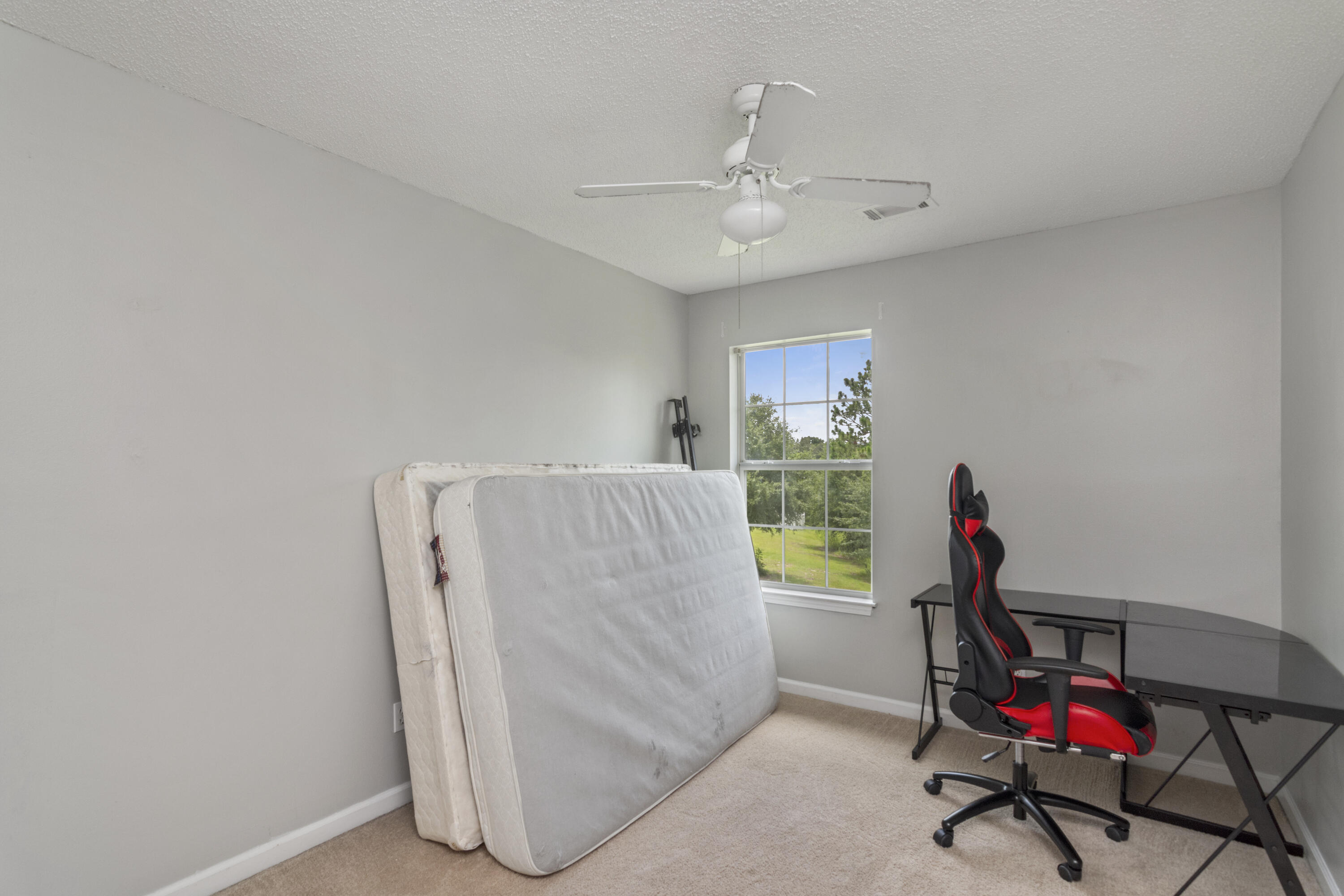 ROLLING PINES - Residential