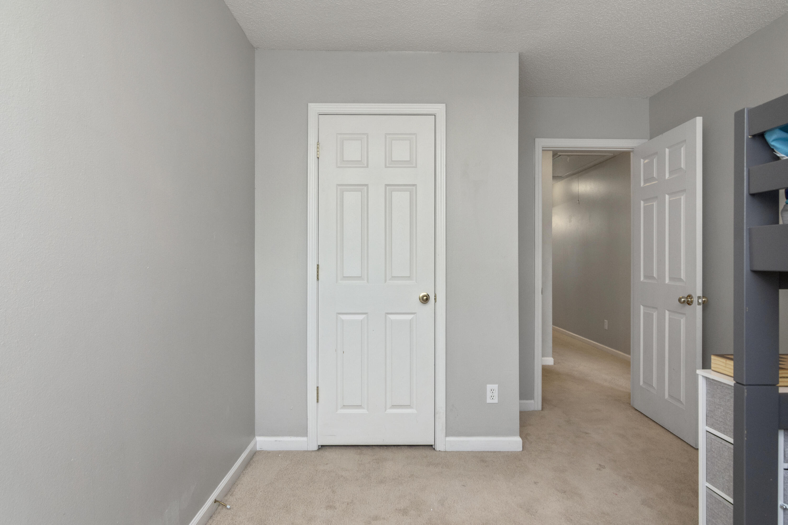 ROLLING PINES - Residential