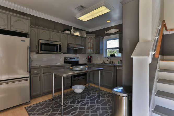 SEASHORE VILLAGE PH 3 - Residential