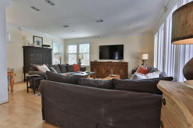 SEASHORE VILLAGE PH 3 - Residential