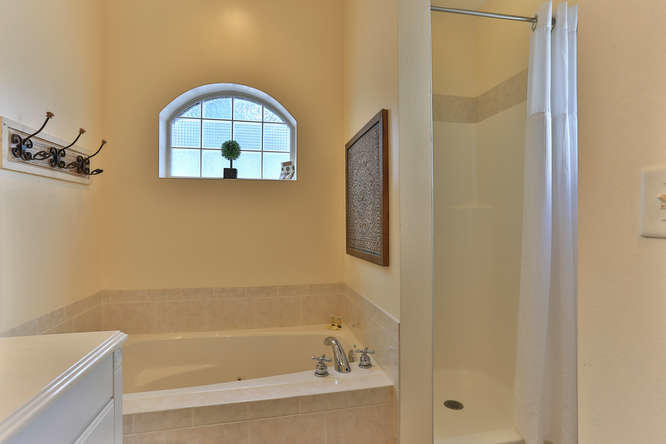 SEASHORE VILLAGE PH 3 - Residential