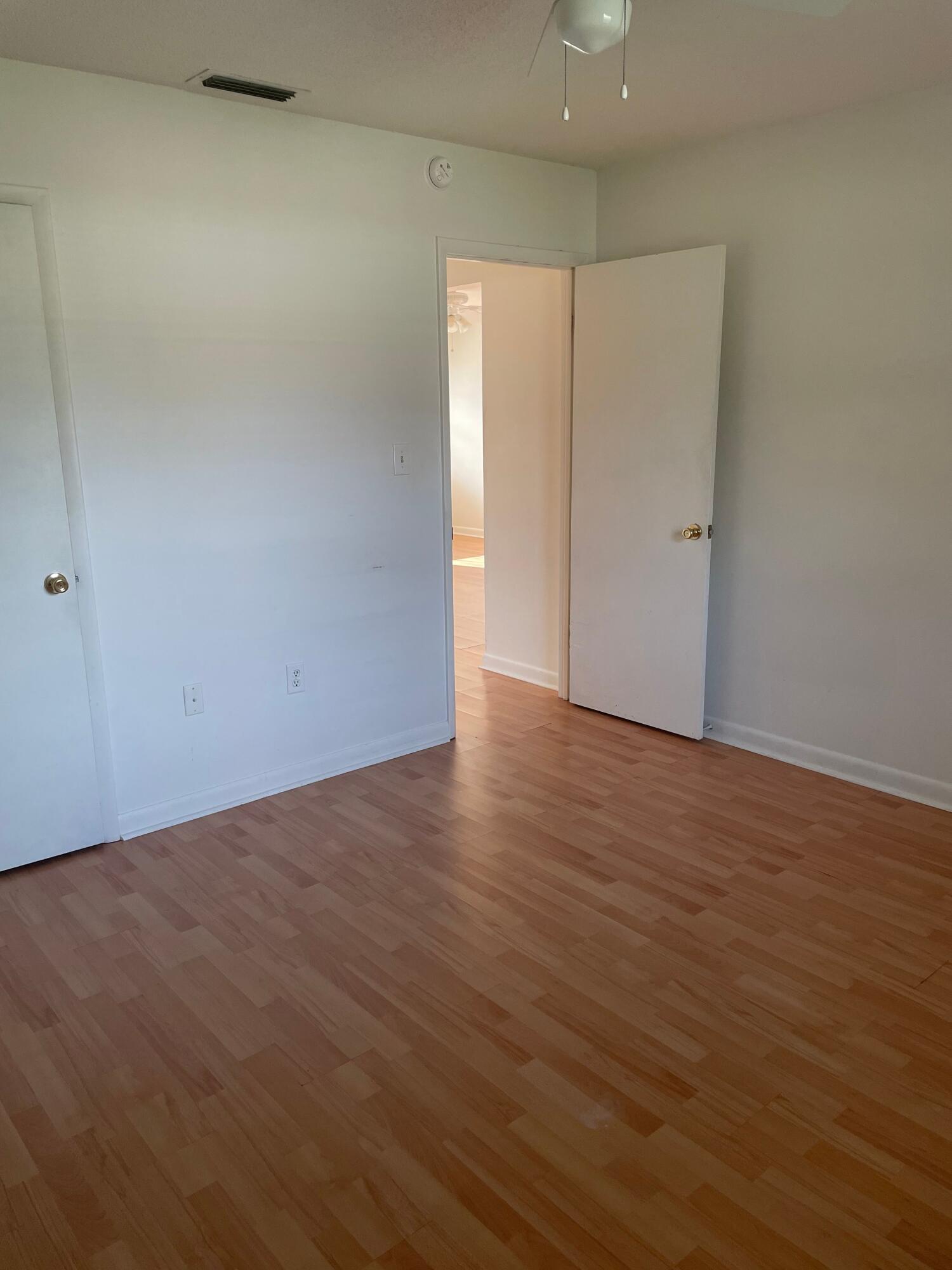 MARY ESTHER-INTR - Residential Lease