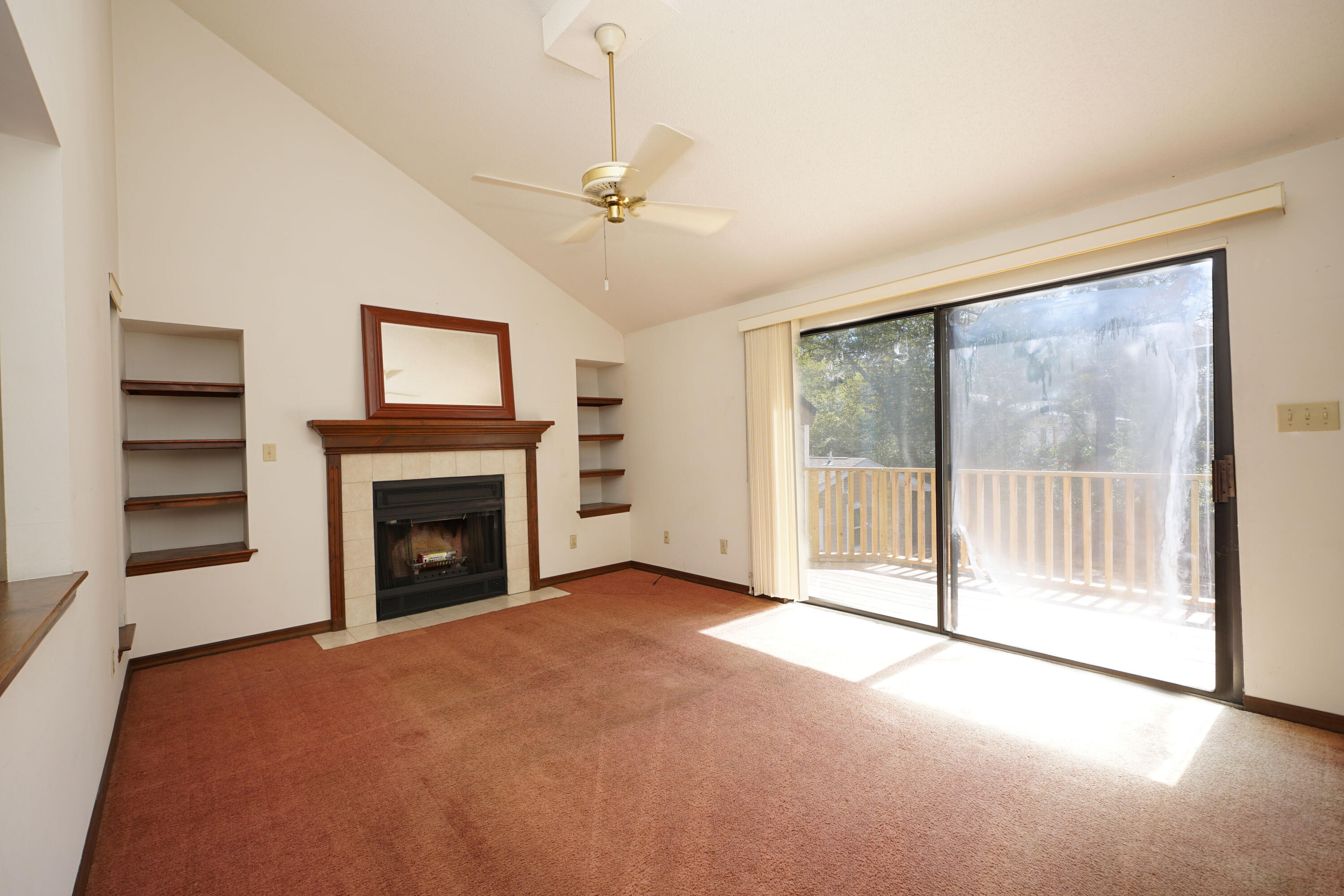 ELM PLACE CONDO - Residential