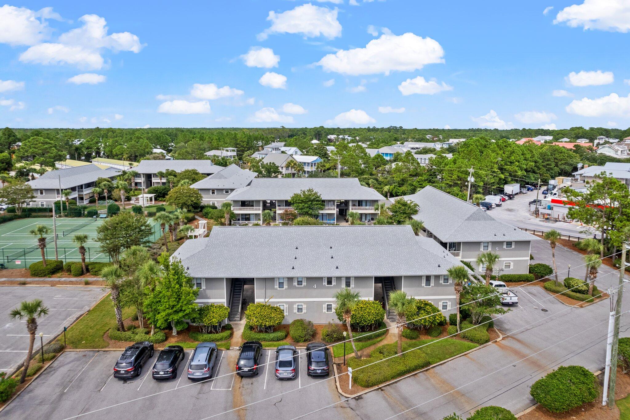 BEACHWOOD VILLAS CONDO - Residential
