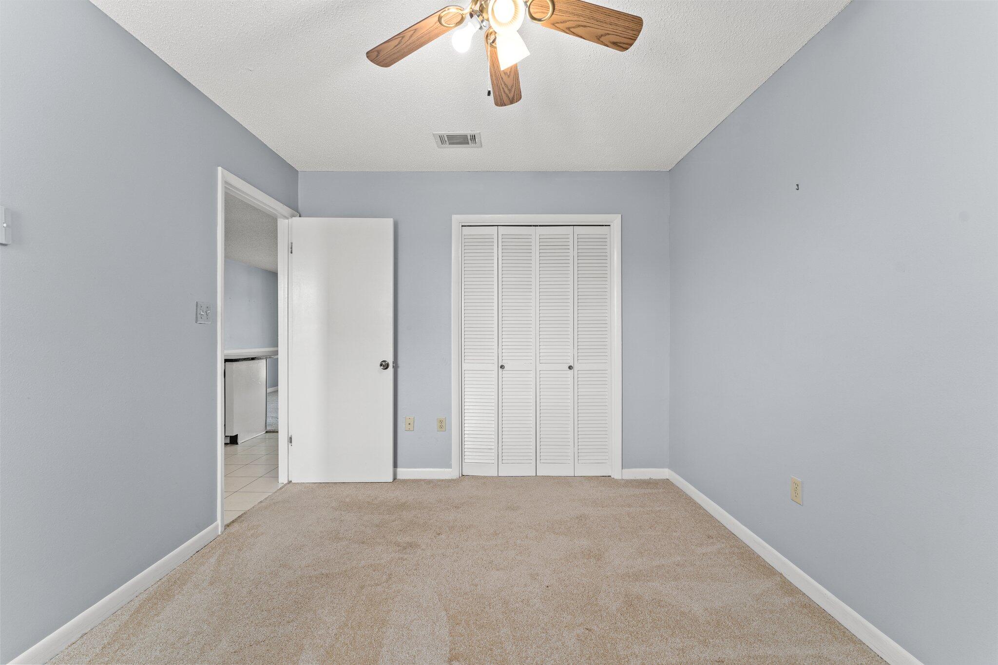 BEACHWOOD VILLAS CONDO - Residential