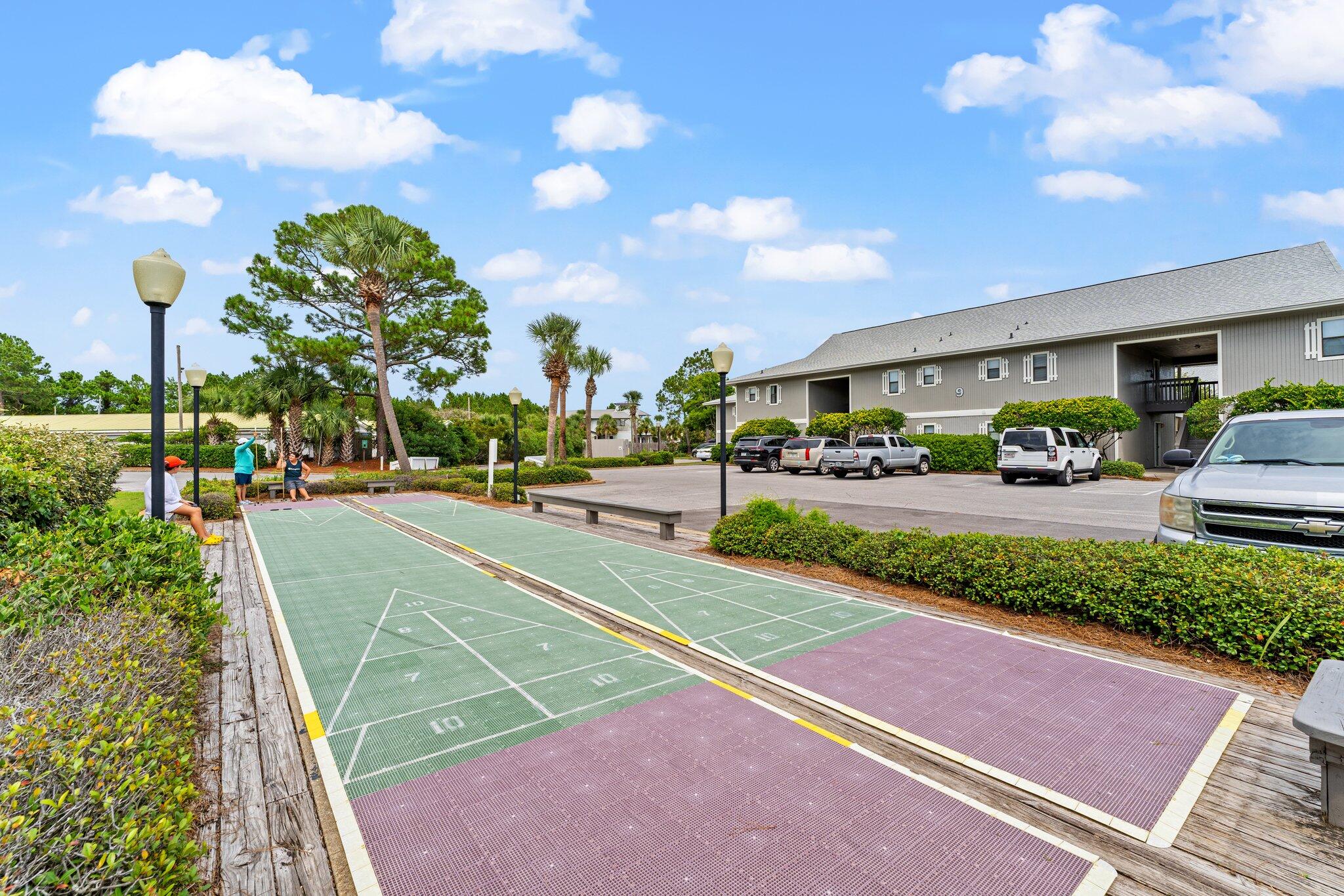 BEACHWOOD VILLAS CONDO - Residential