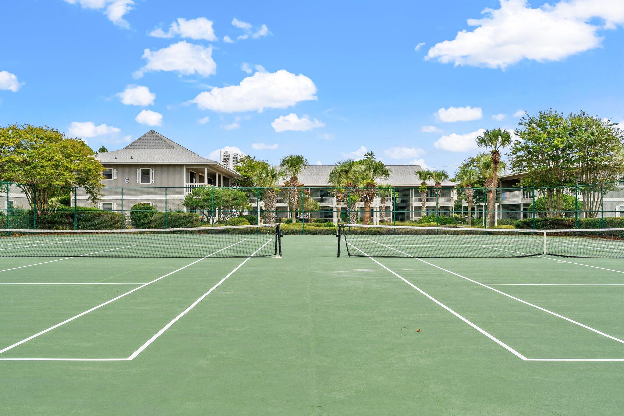 BEACHWOOD VILLAS CONDO - Residential