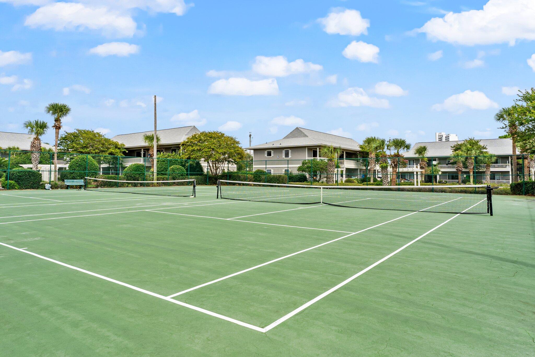BEACHWOOD VILLAS CONDO - Residential