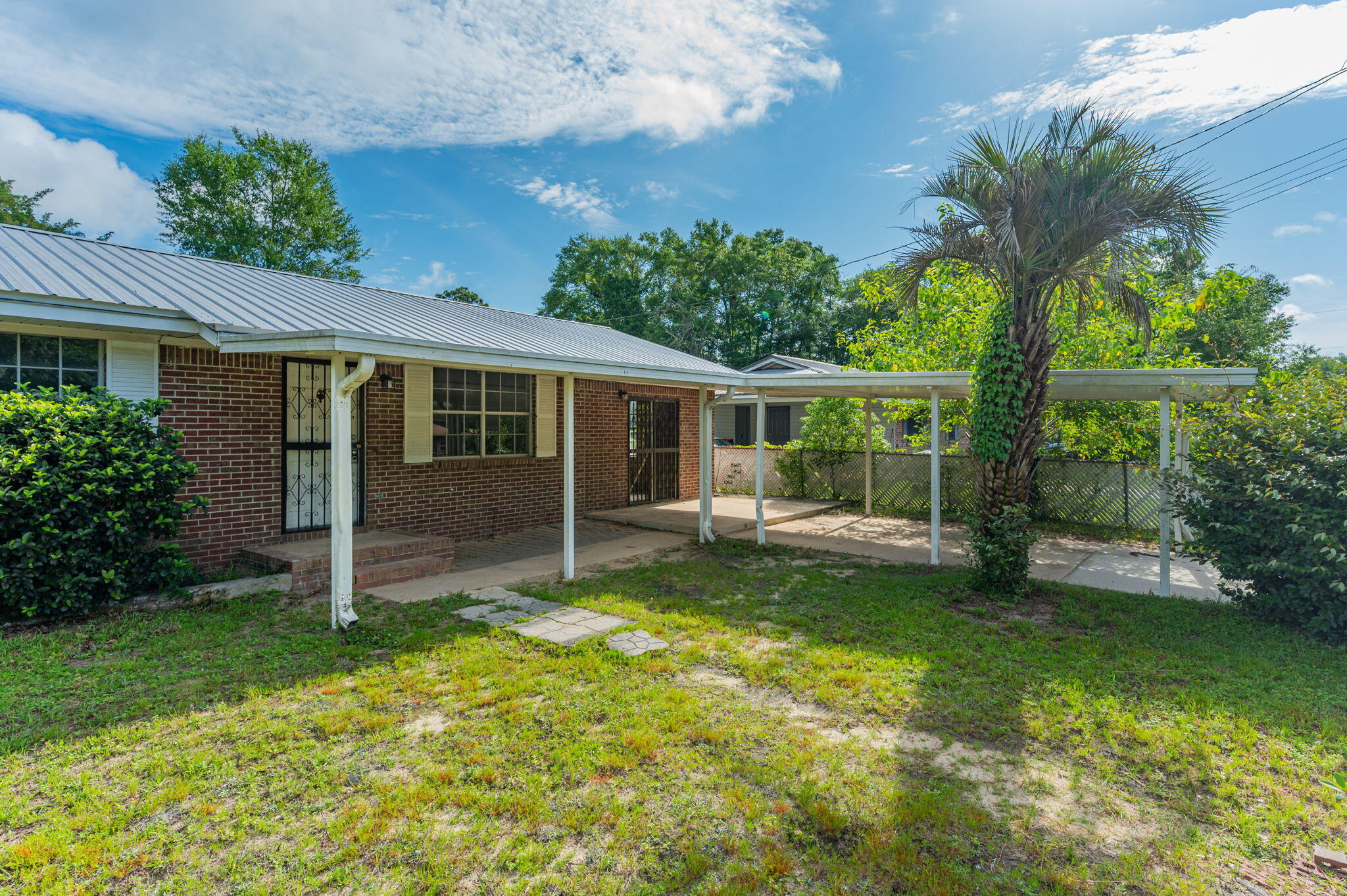 METES & BOUNDS - Residential Lease