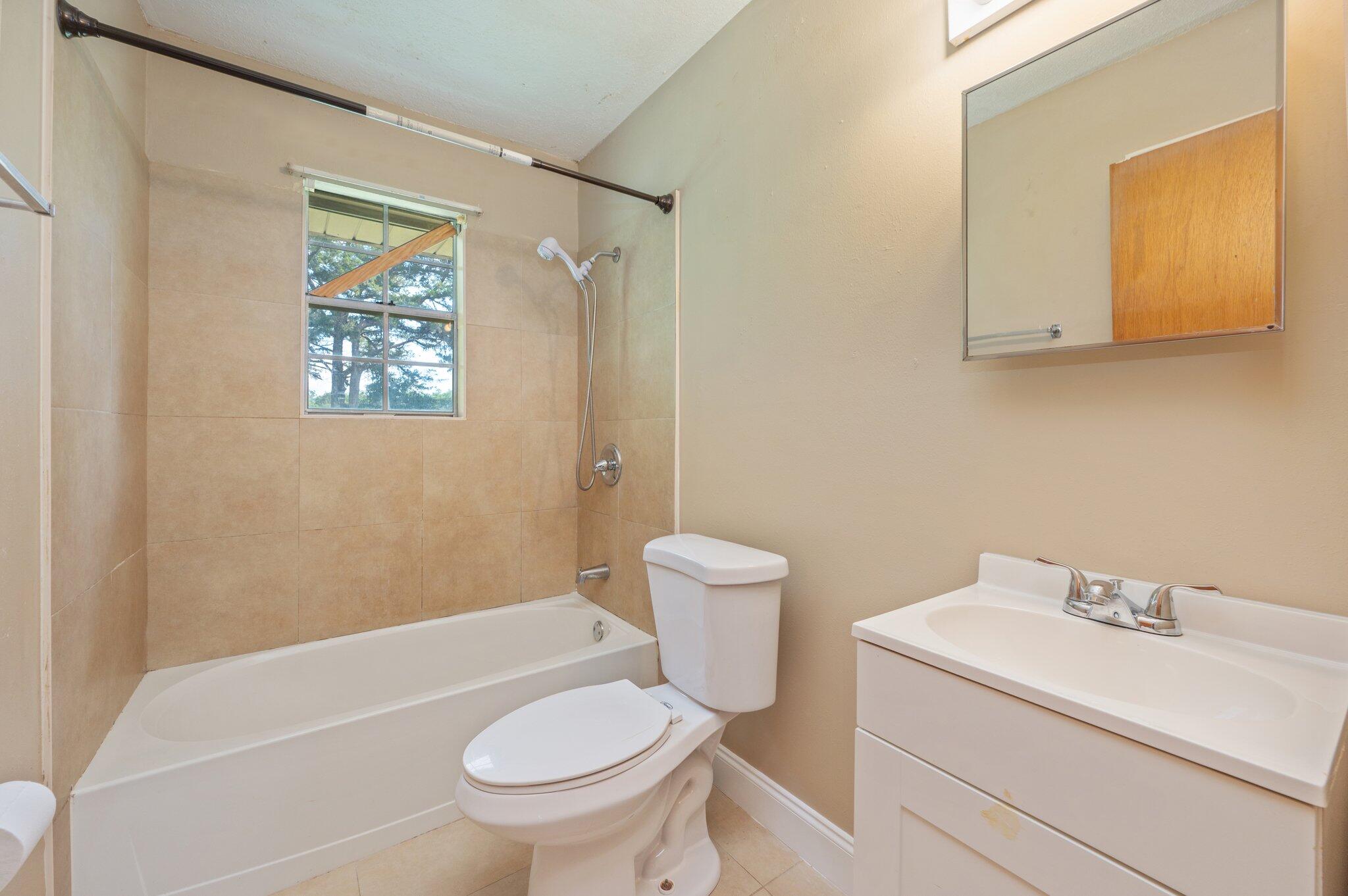 METES & BOUNDS - Residential Lease