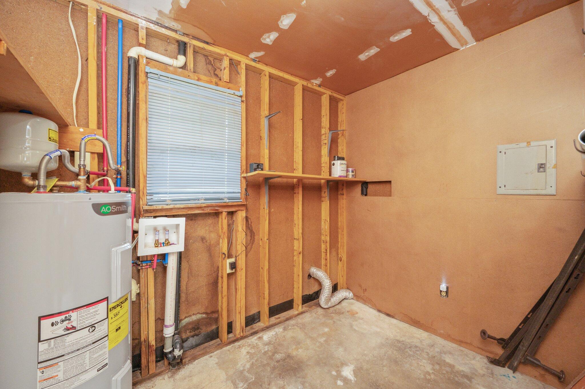 METES & BOUNDS - Residential Lease