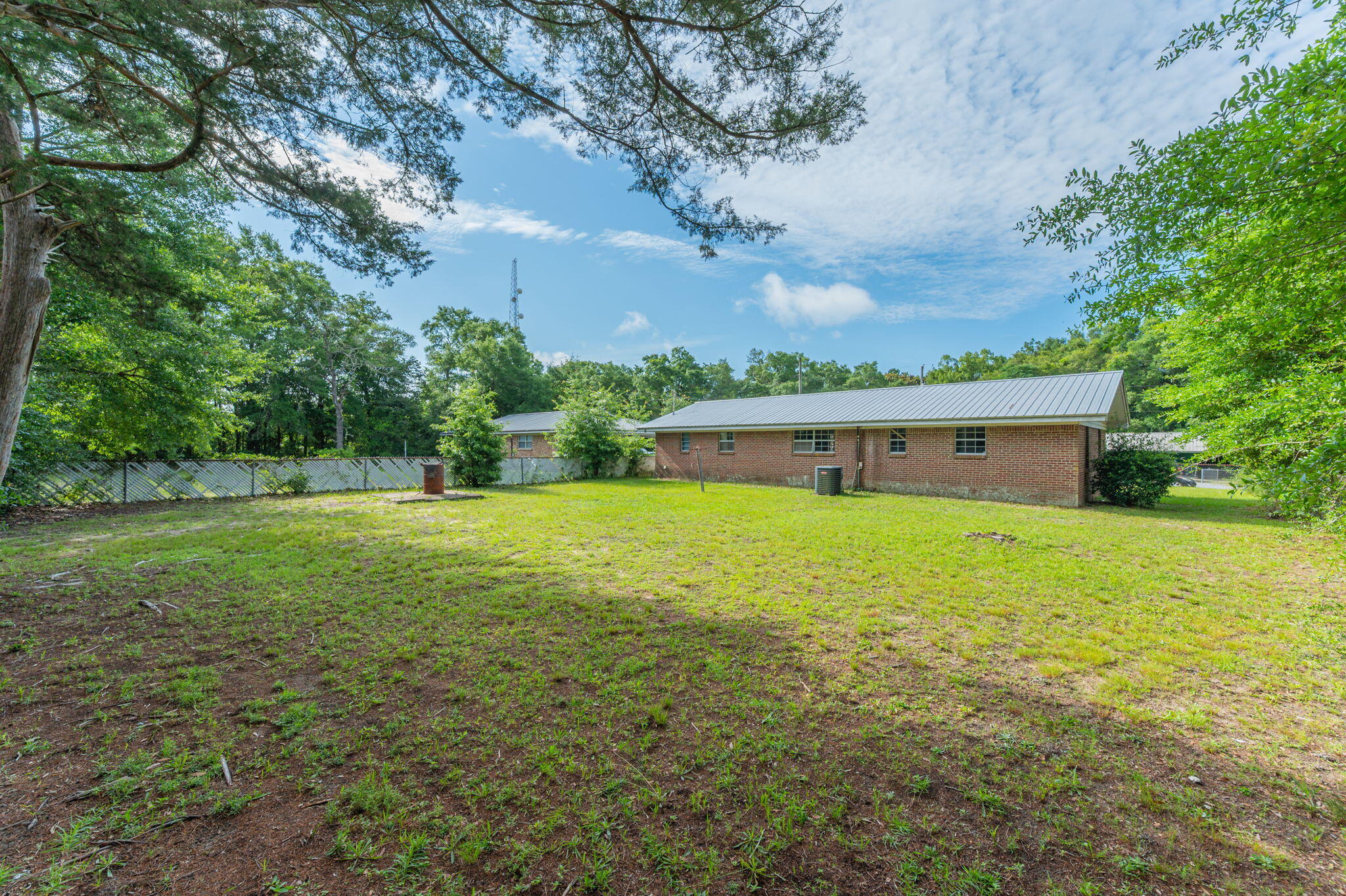 METES & BOUNDS - Residential Lease