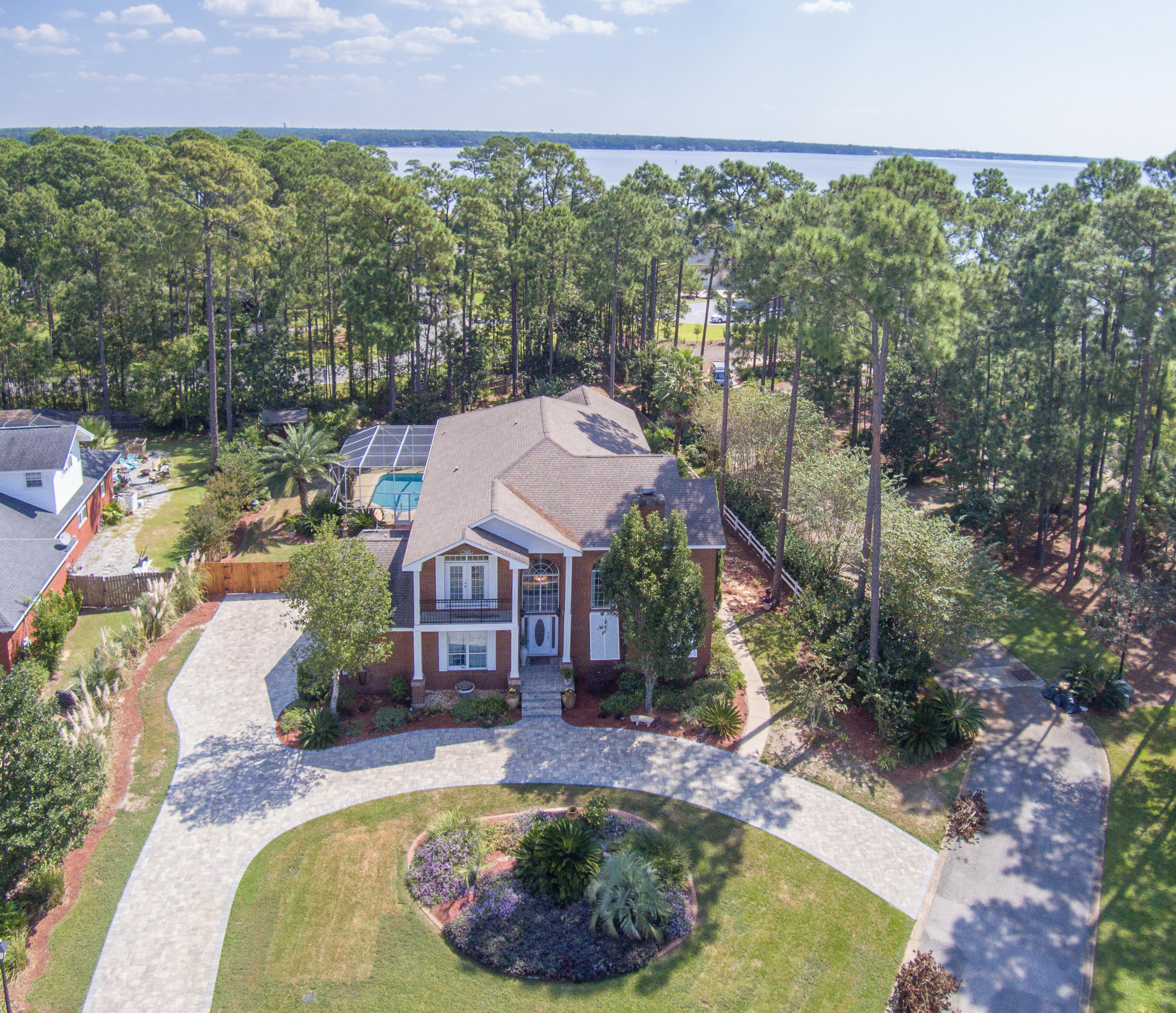 DANA POINTE - Residential