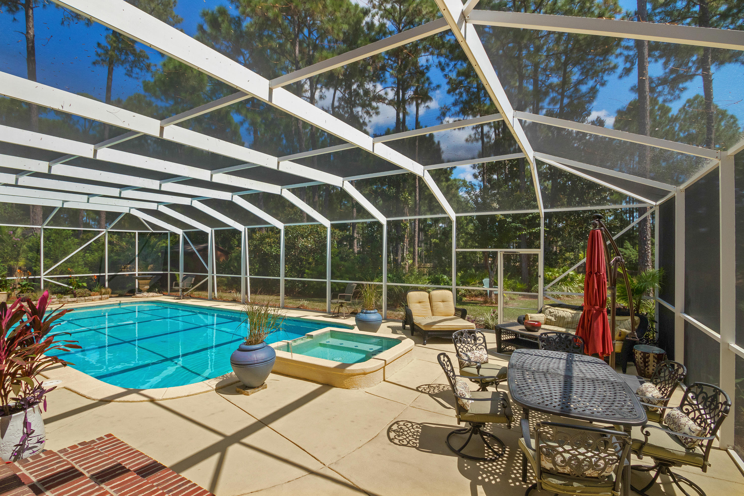 DANA POINTE - Residential