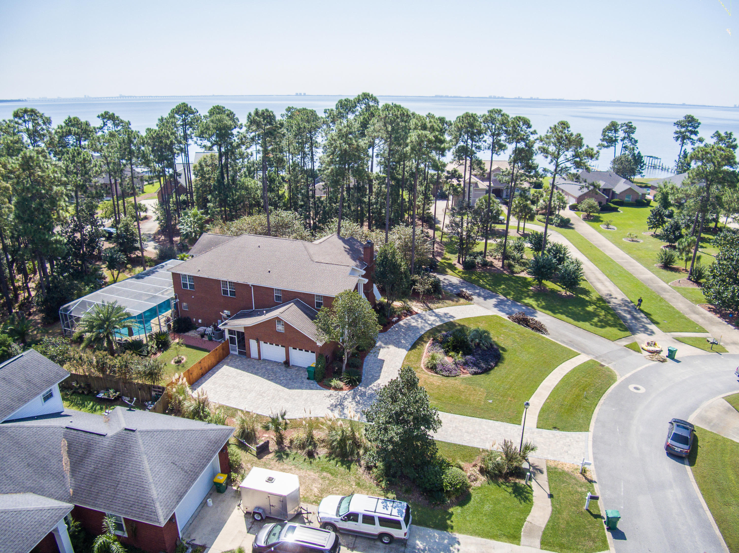 DANA POINTE - Residential