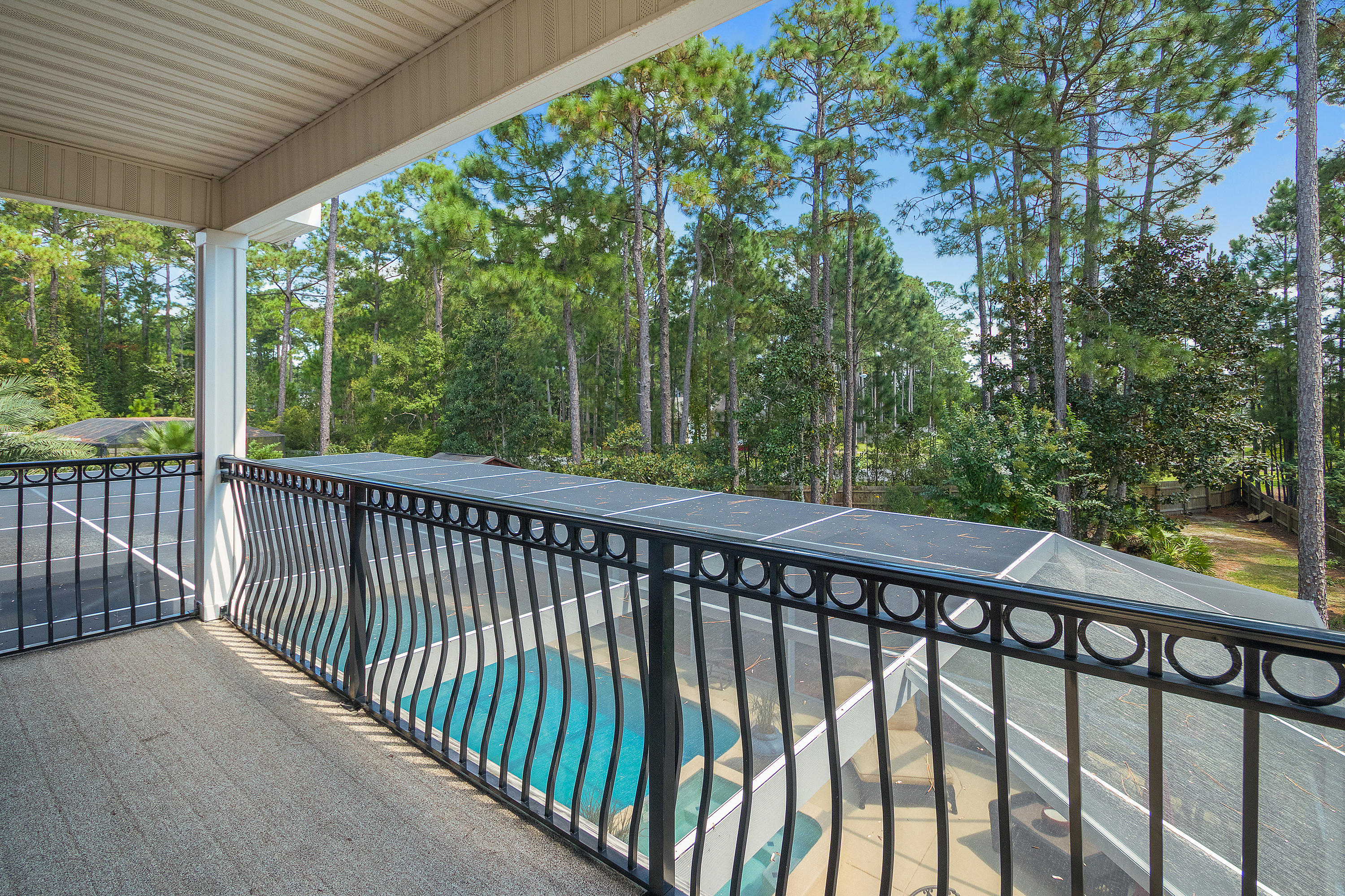 DANA POINTE - Residential