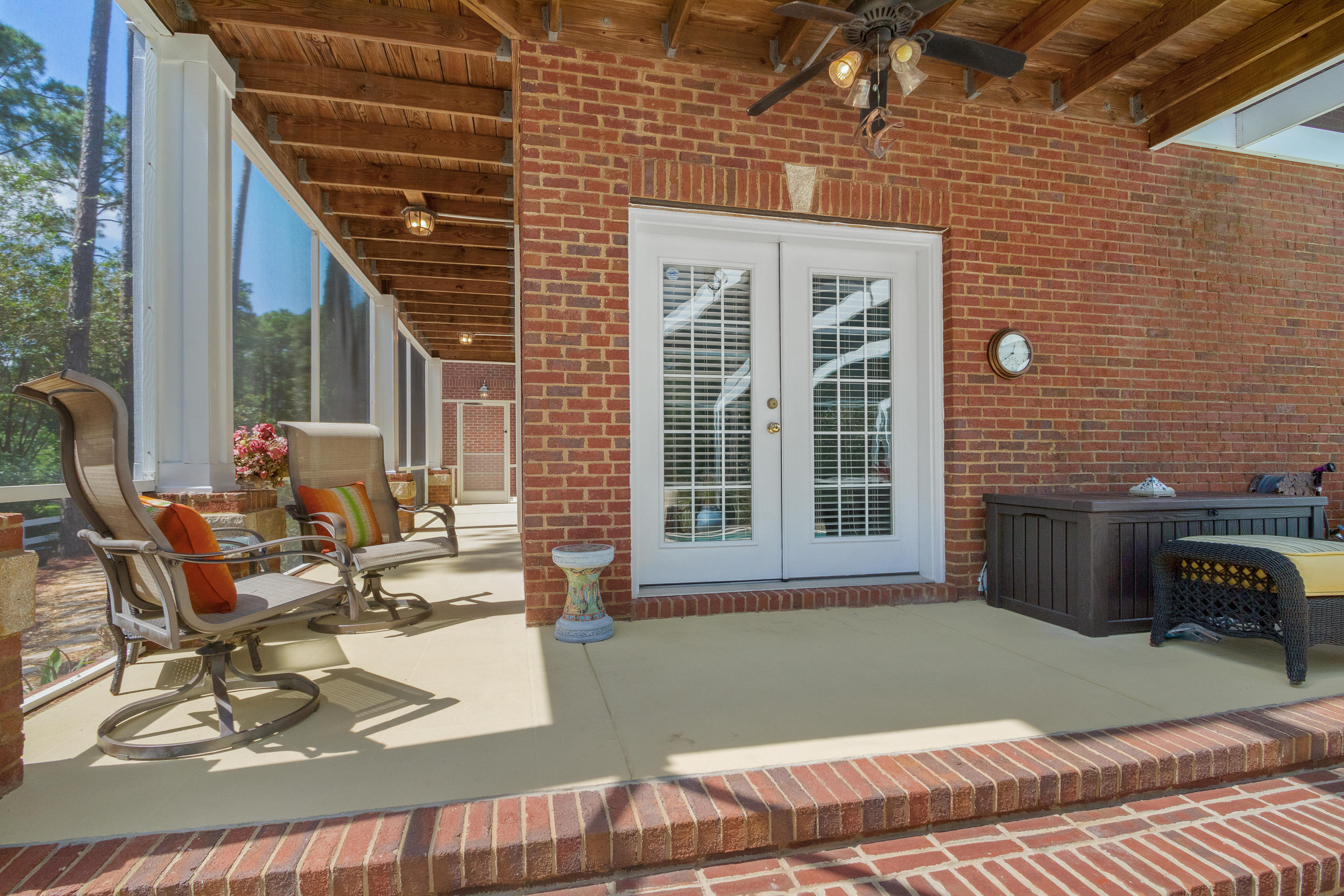 DANA POINTE - Residential