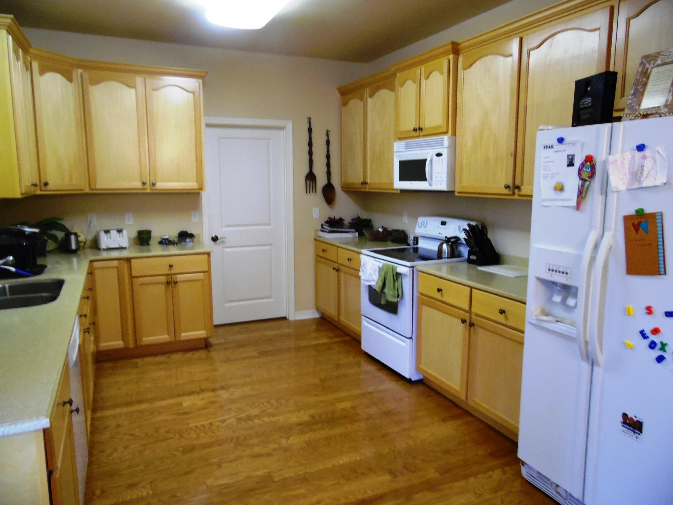 No Recorded Subdivision. - Residential