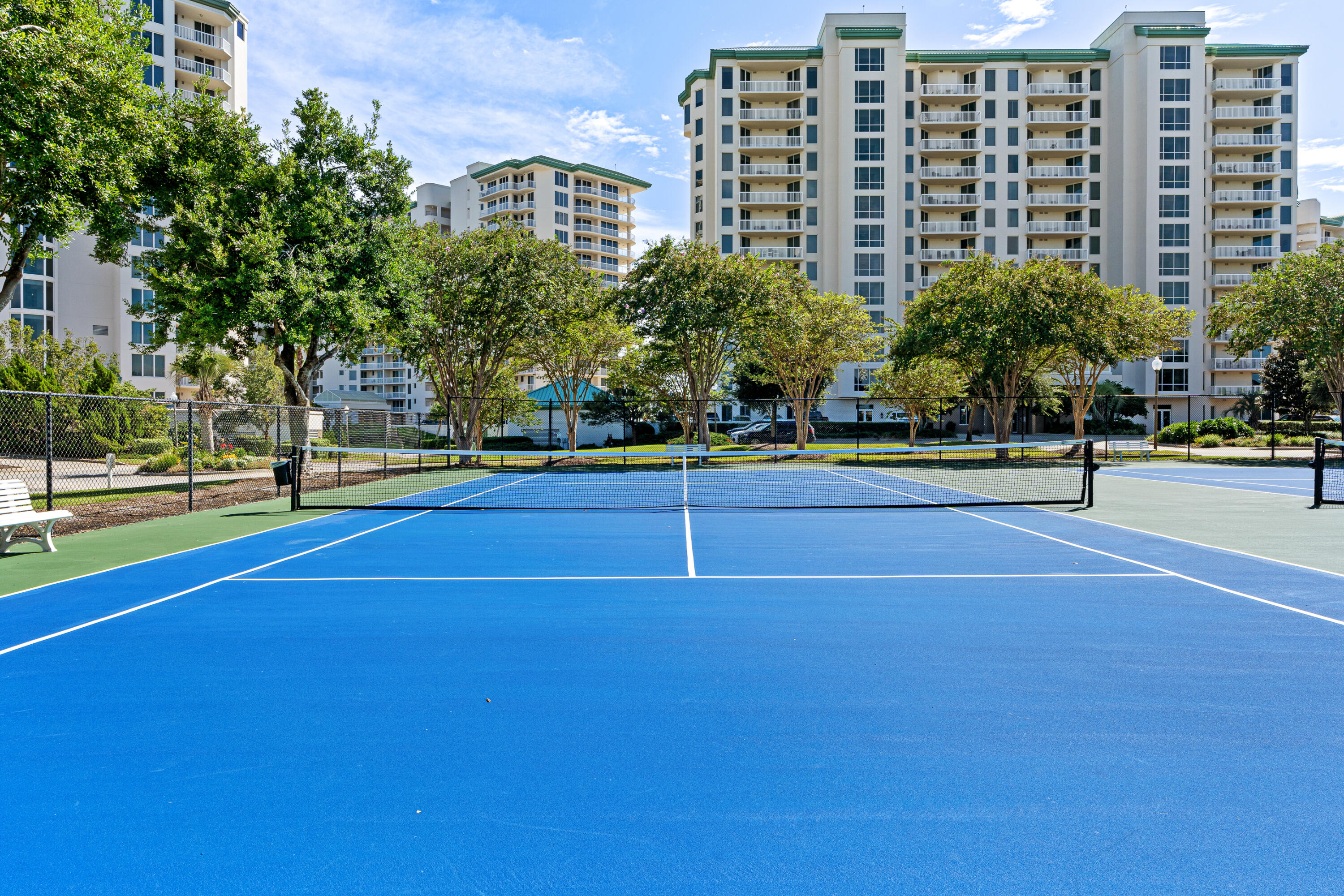 ST. MAARTEN AT SILVER SHELLS - Residential