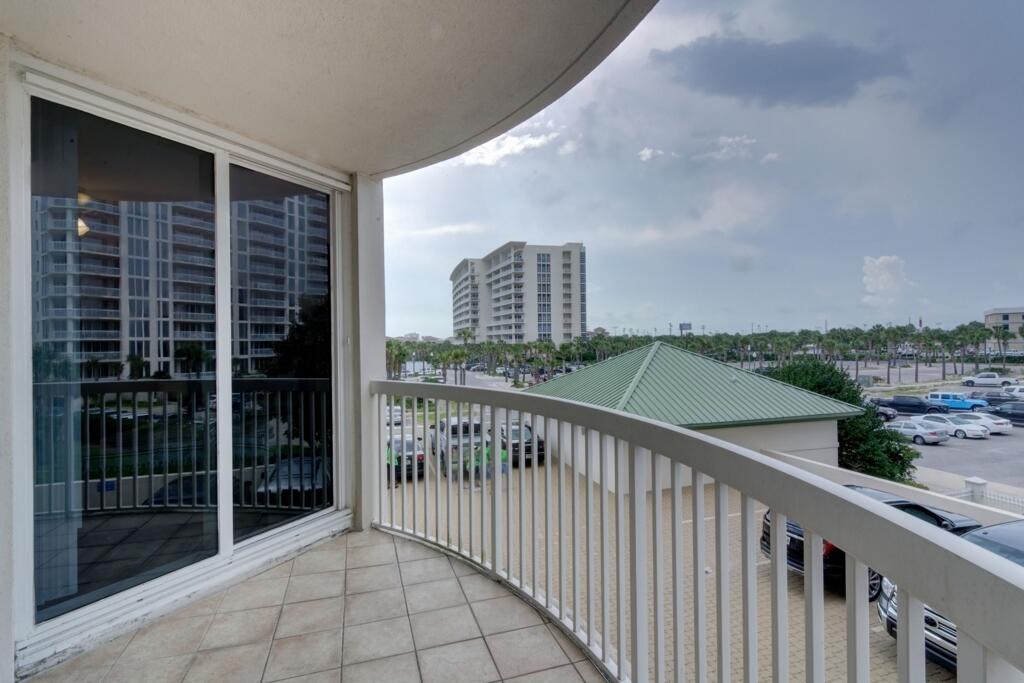 ST. MAARTEN AT SILVER SHELLS - Residential