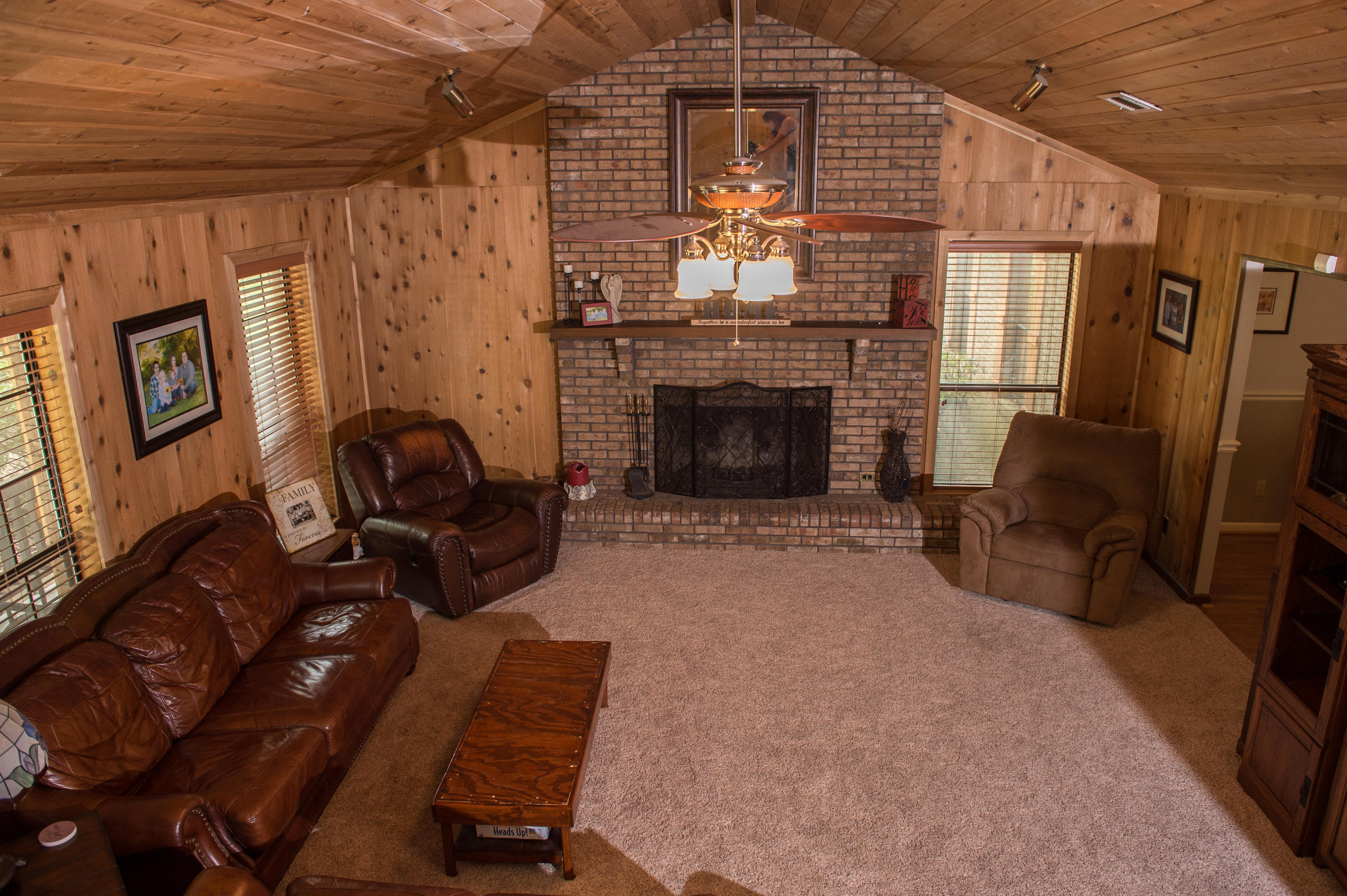 HOLLY HILLS - Residential