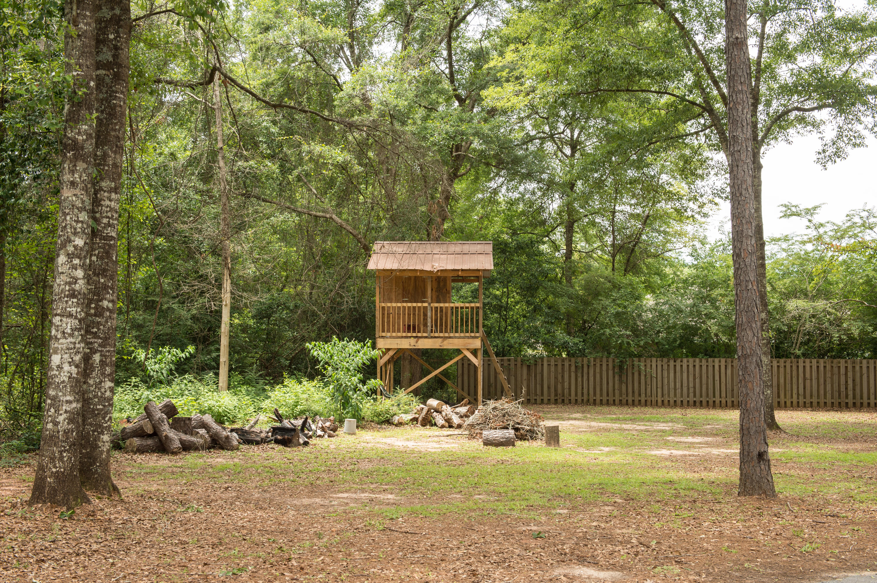 HOLLY HILLS - Residential