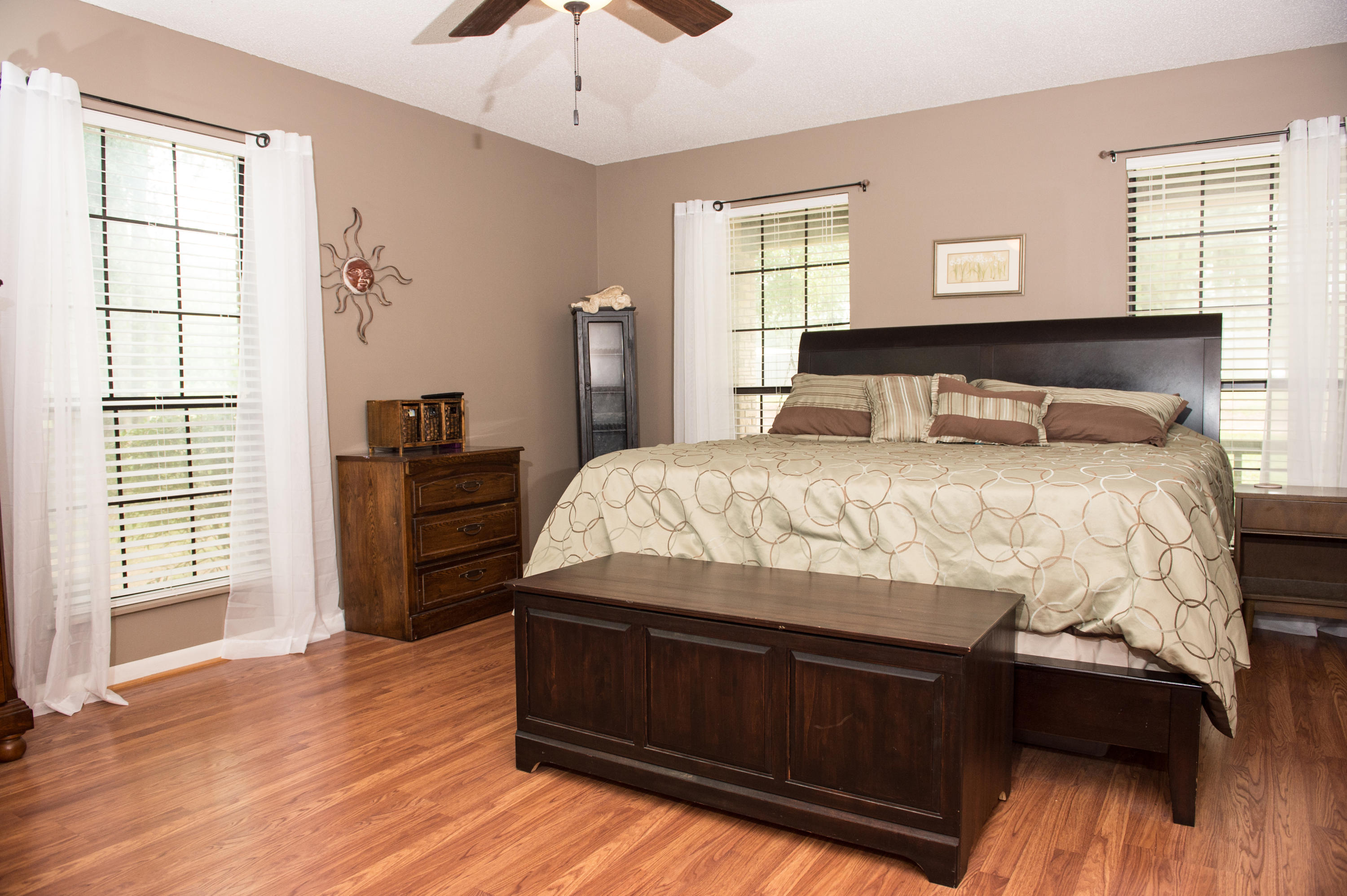 HOLLY HILLS - Residential