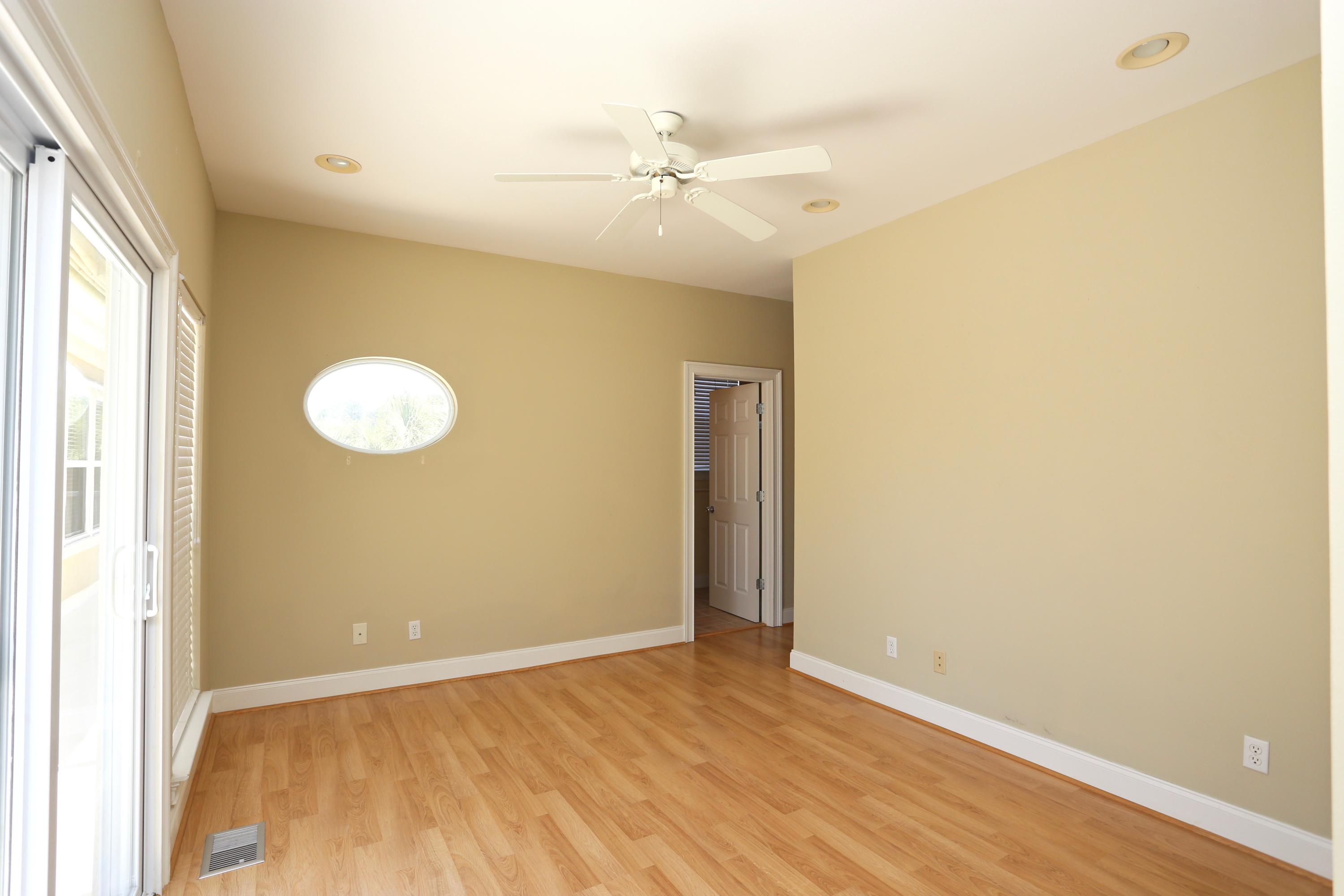 FAIRWAY VILLAS - Residential