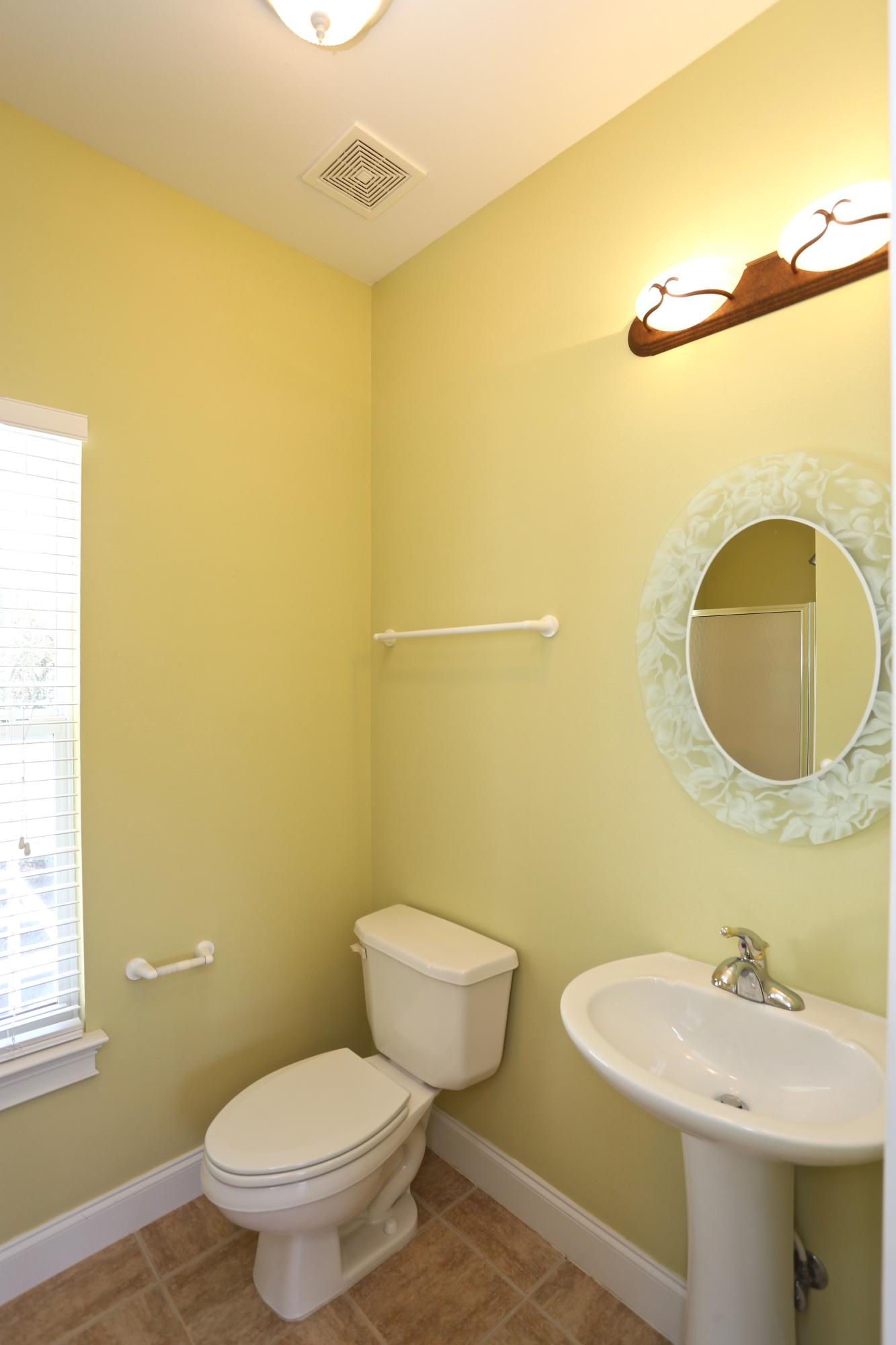 FAIRWAY VILLAS - Residential