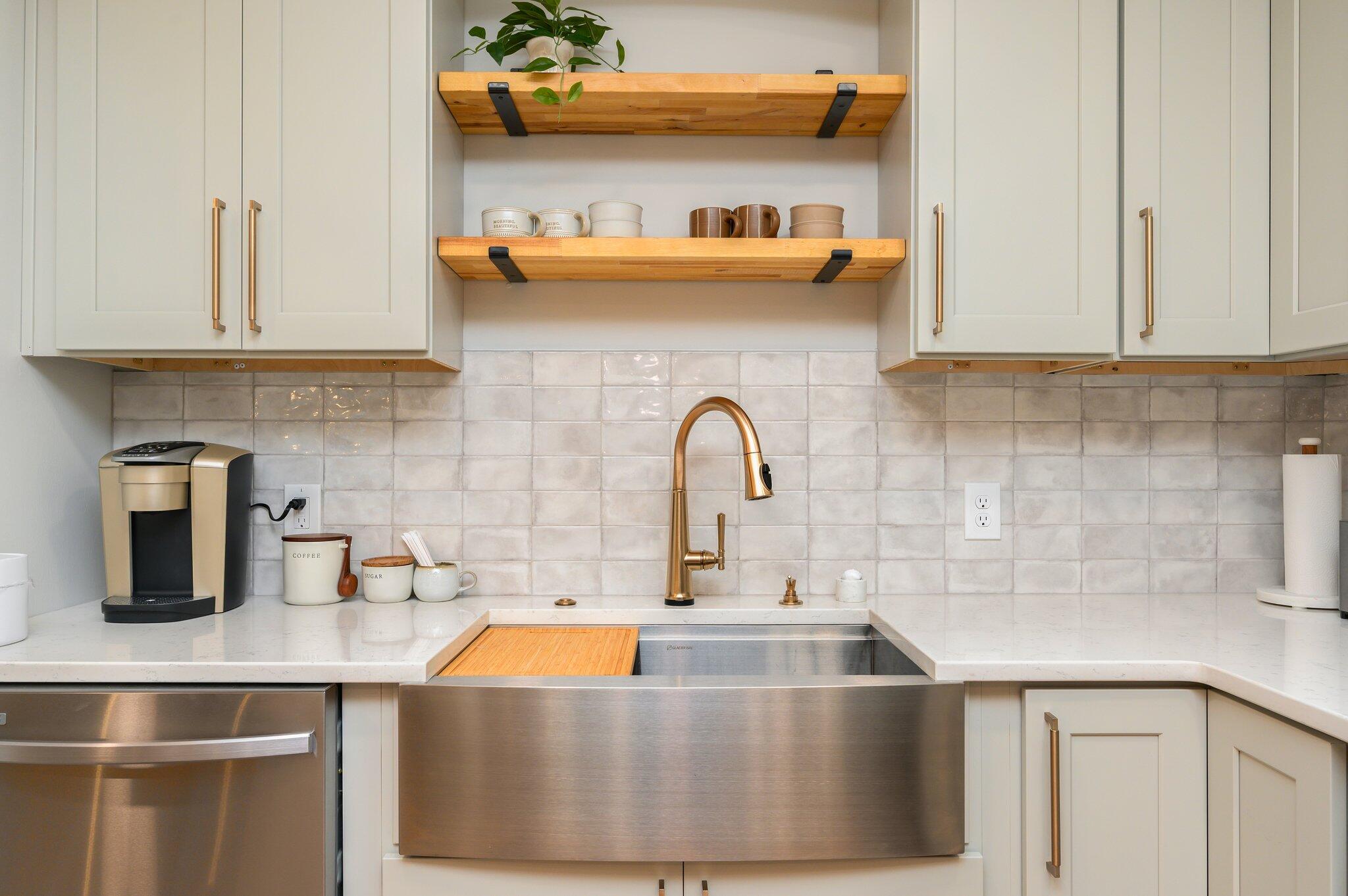 GARNIERS BEACH - Residential