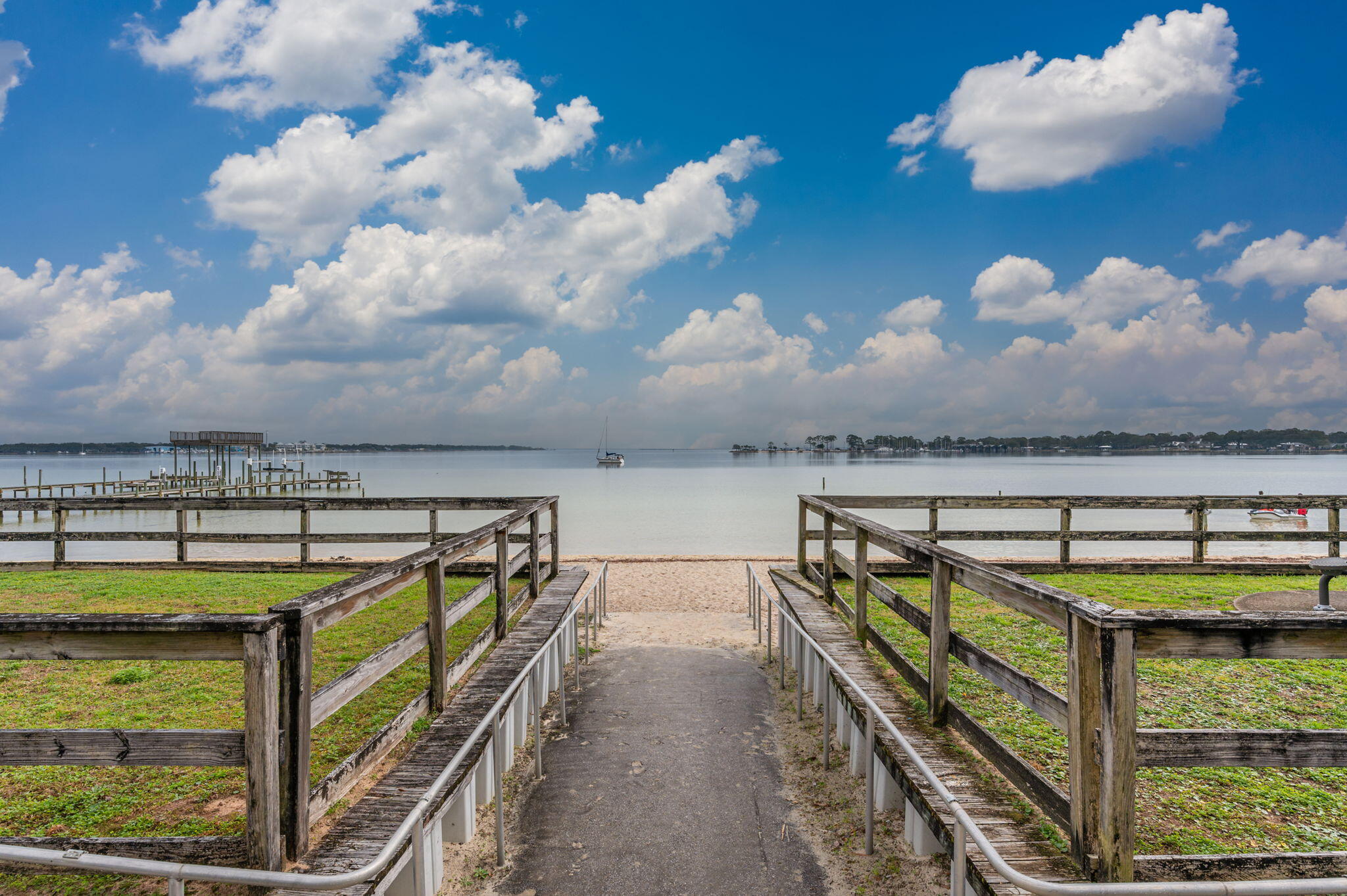 GARNIERS BEACH - Residential