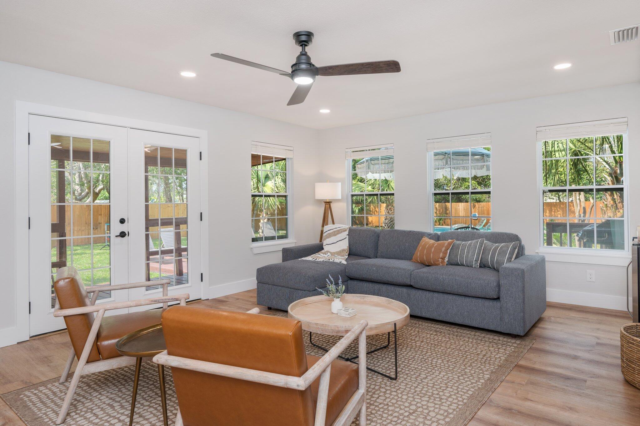 GARNIERS BEACH - Residential