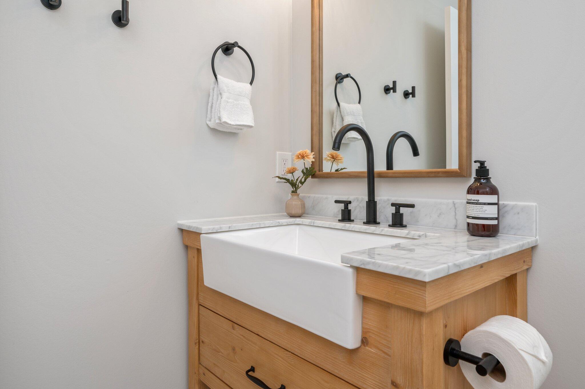 GARNIERS BEACH - Residential