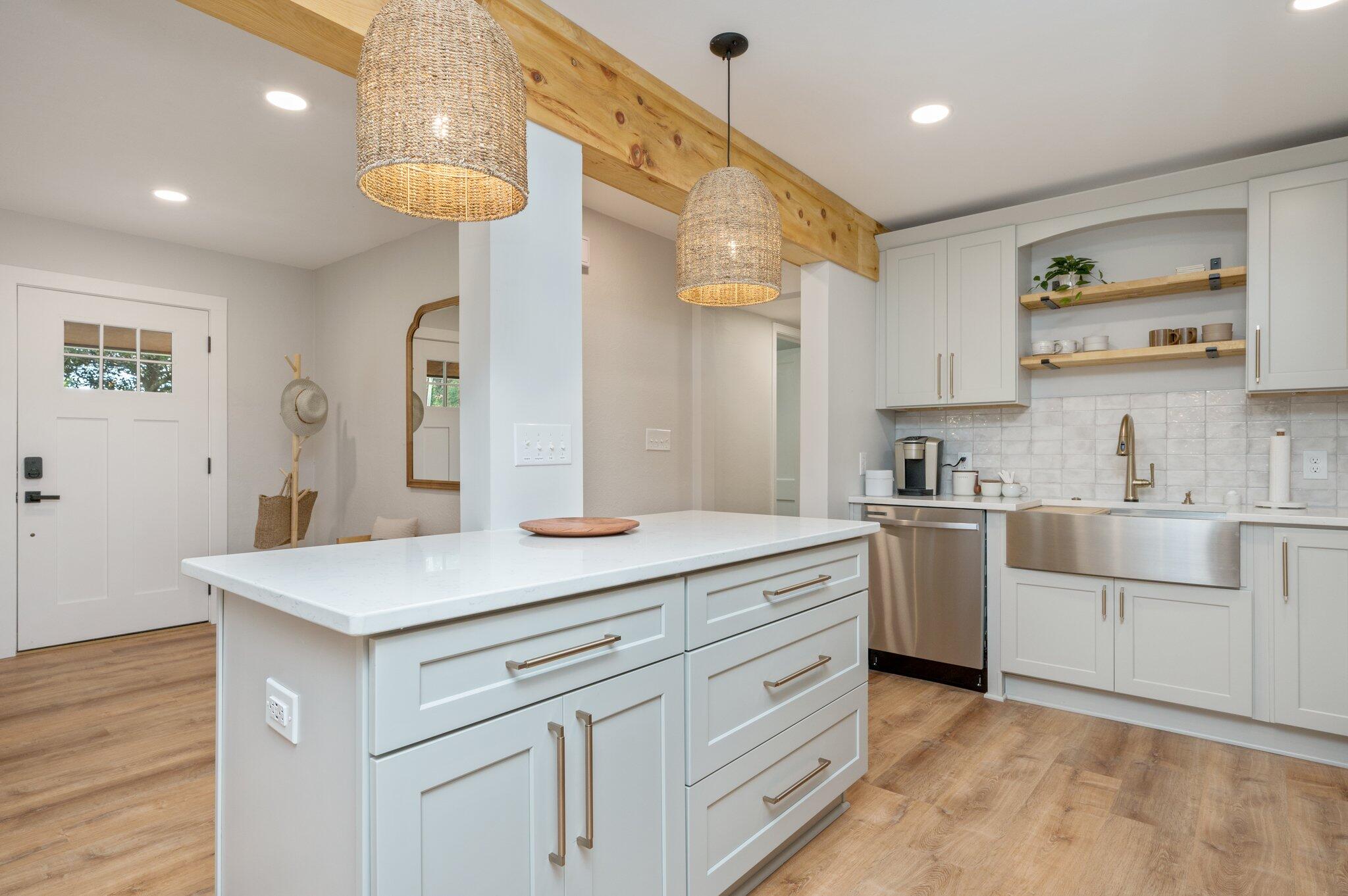 GARNIERS BEACH - Residential