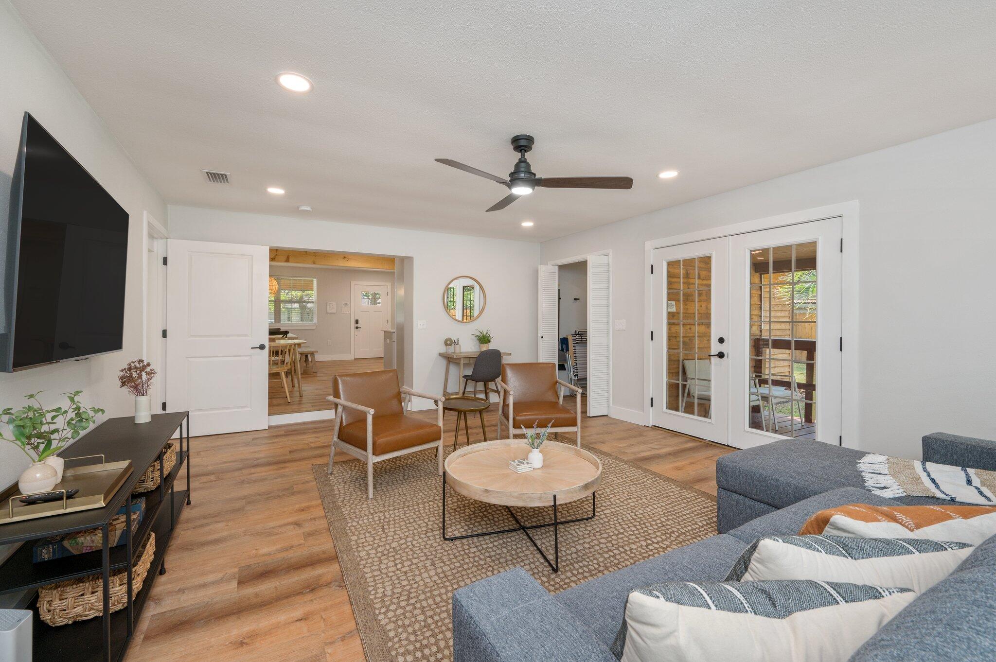 GARNIERS BEACH - Residential