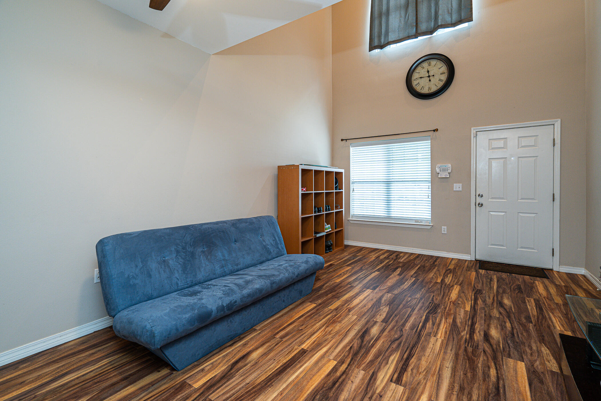 MERIDIAN SQUARE T/H - Residential